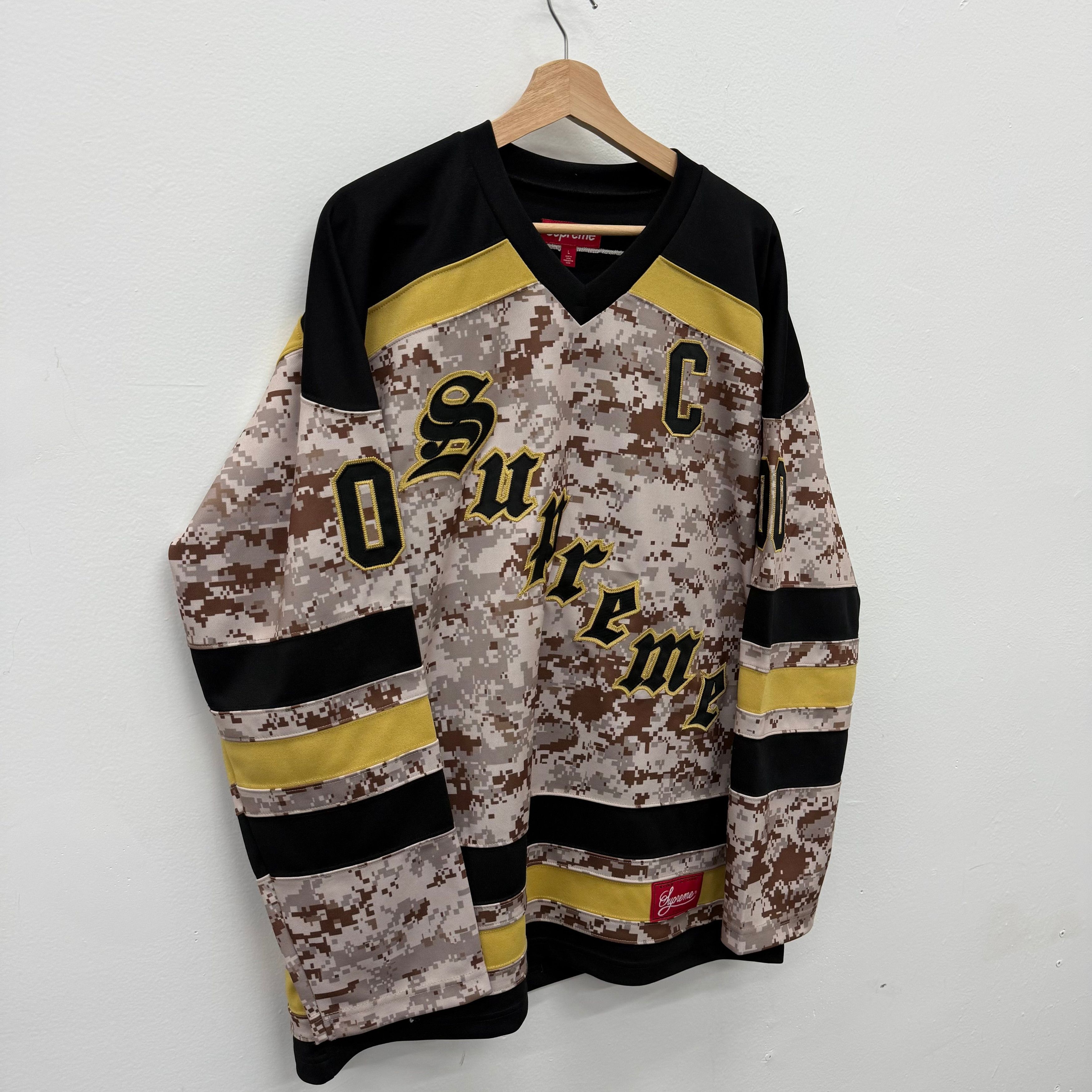 Supreme Supreme Fire and Ice Shootout Hockey Jersey - Size L Size US L / EU 52-54 / 3 - 3 Thumbnail