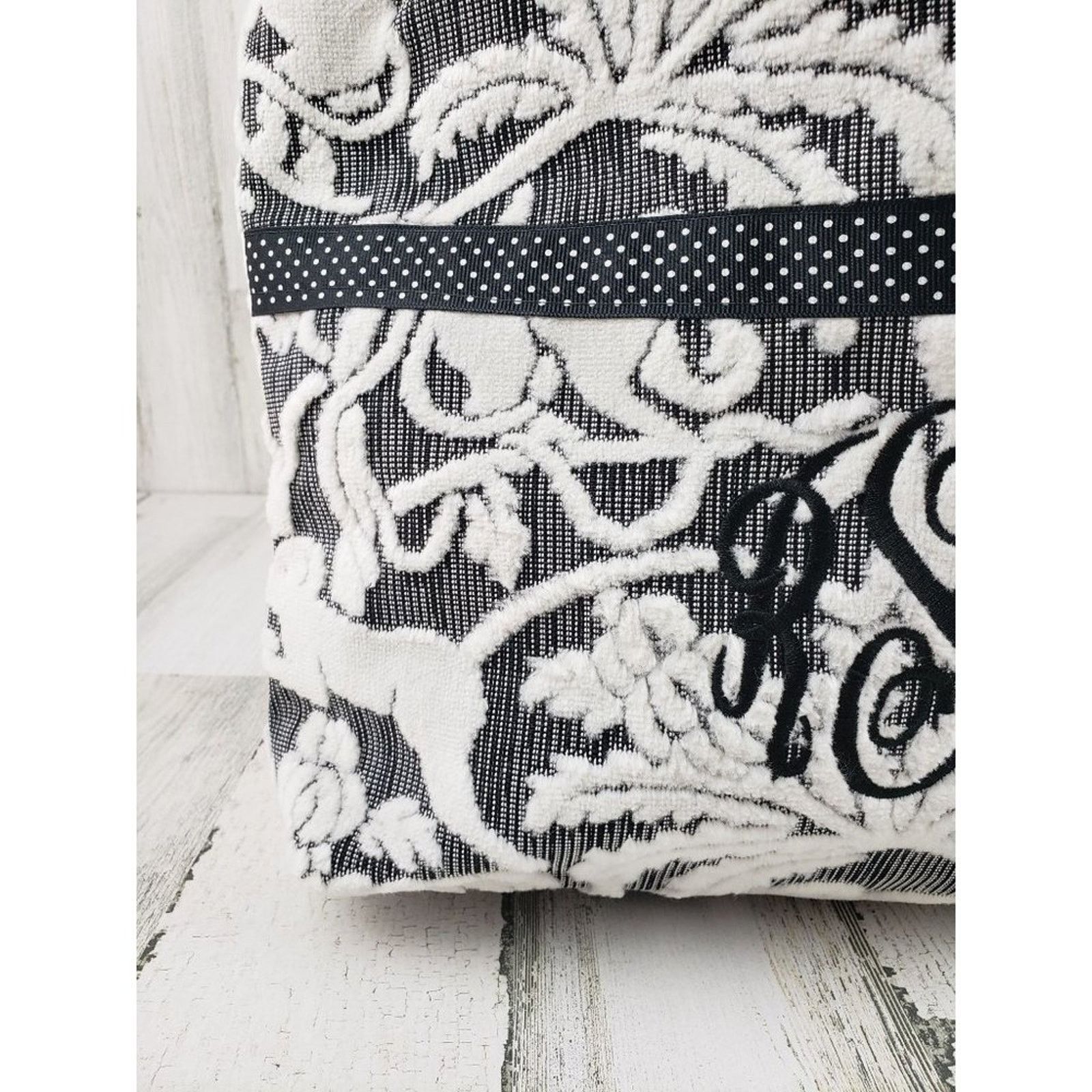 Other Black White Paisley Polka Dot Tote Bag Shoulder Purse Size ONE SIZE - 2 Thumbnail