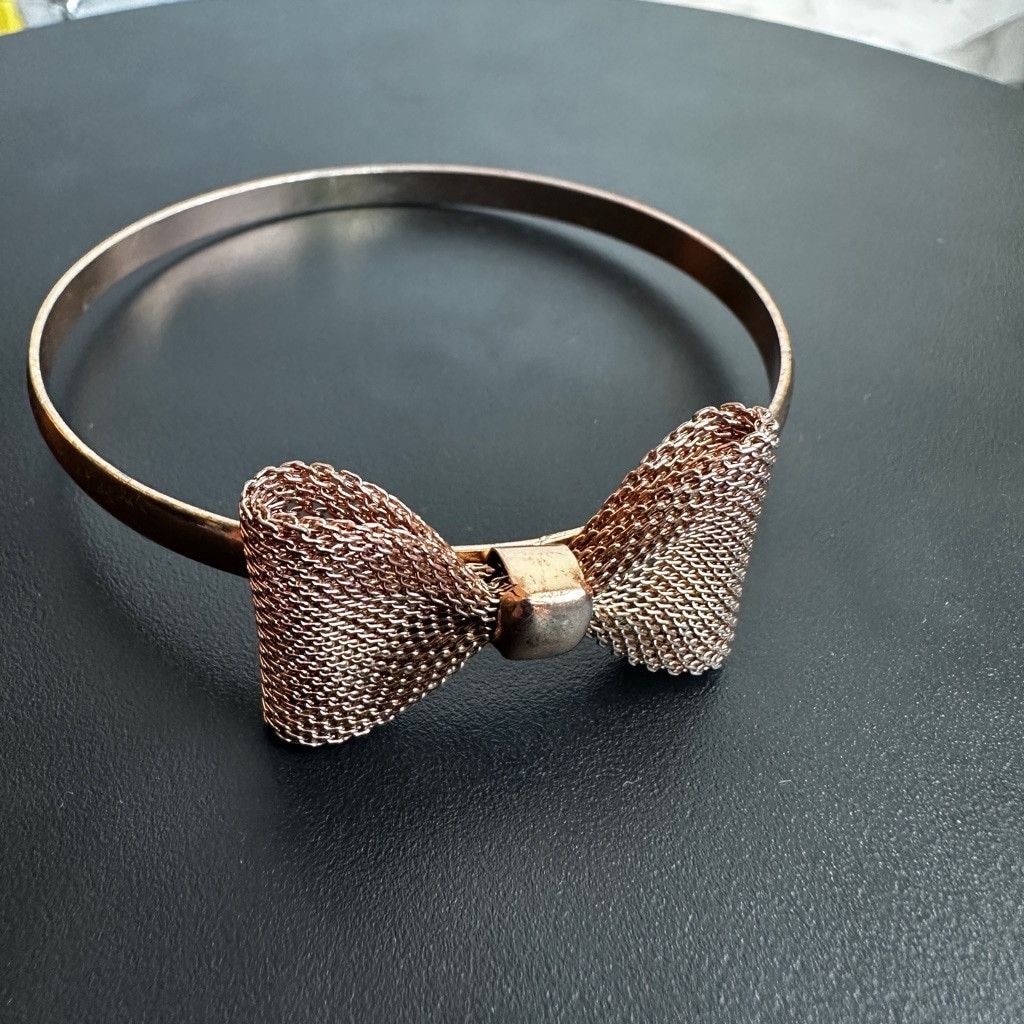 The Unbranded Brand Women's Unbranded Rose Gold Bow Bracelet Size ONE SIZE - 6 Thumbnail