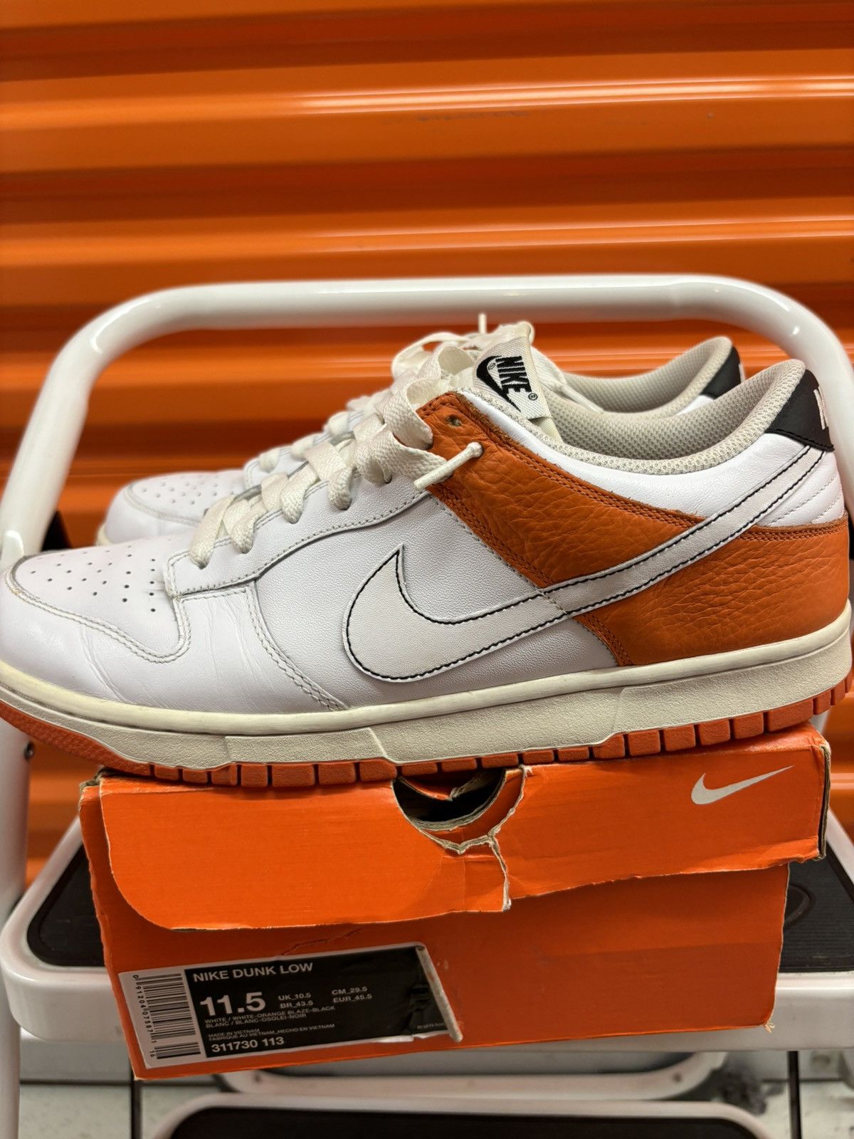 Nike × Vintage ***FINAL DROP*** RARE 2008 NIKE DUNK LOW LEATHER 11.5 Size US 11.5 / EU 44-45 - 11 Thumbnail