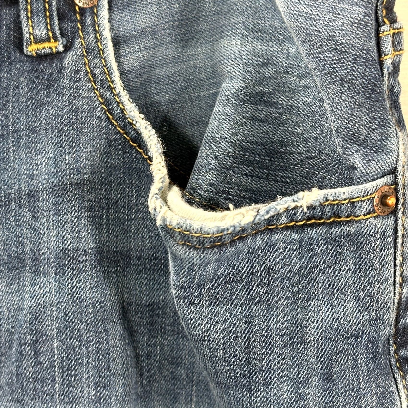 Lucky Brand Lucky Brand Jeans Mens 36 Classic Straight Medium Wash Cotton Hole in Knee 429 Size US 36 / EU 52 - 5 Thumbnail
