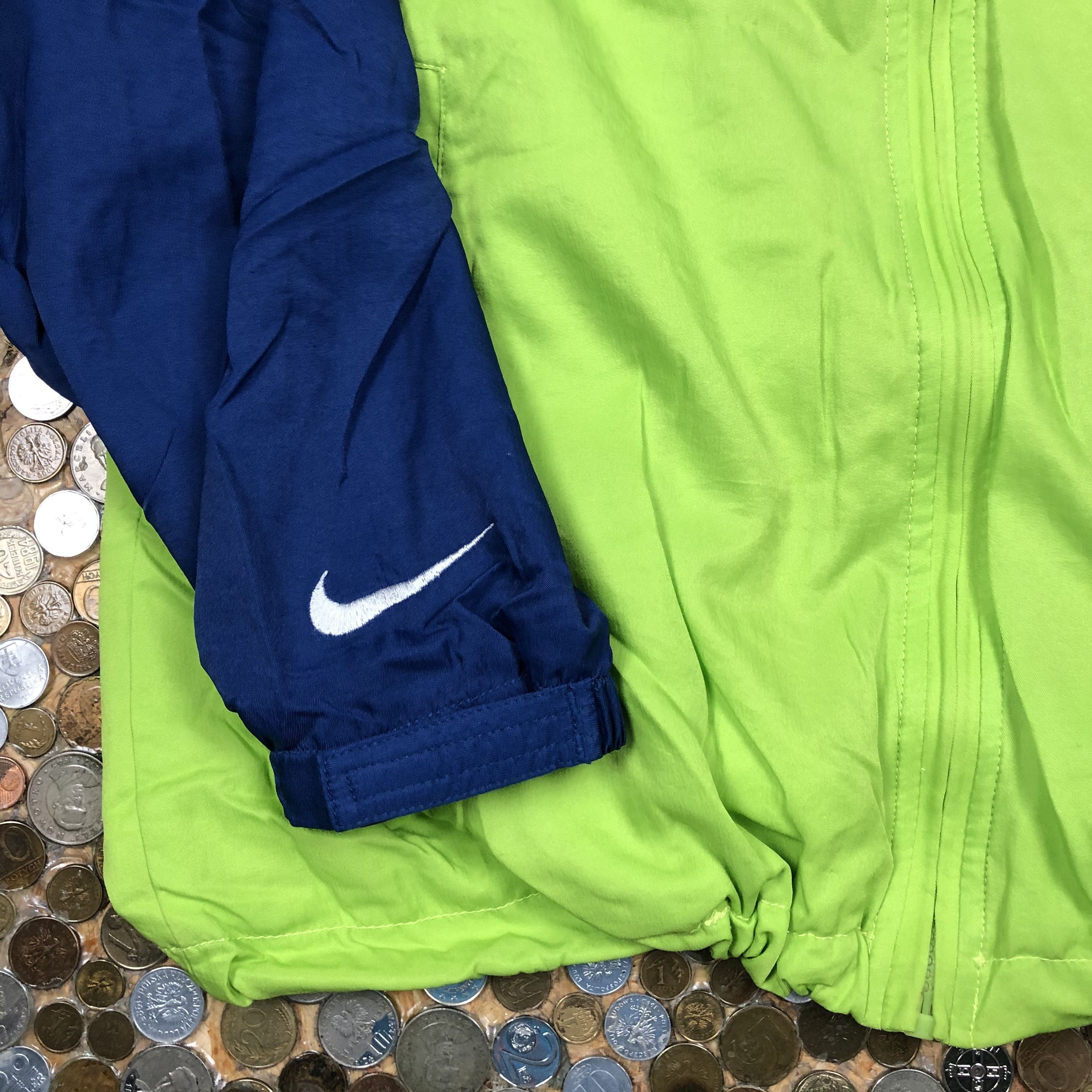 Nike Nike Vintage zip light jacket tracksuit 90's Size US S / EU 44-46 / 1 - 3 Thumbnail