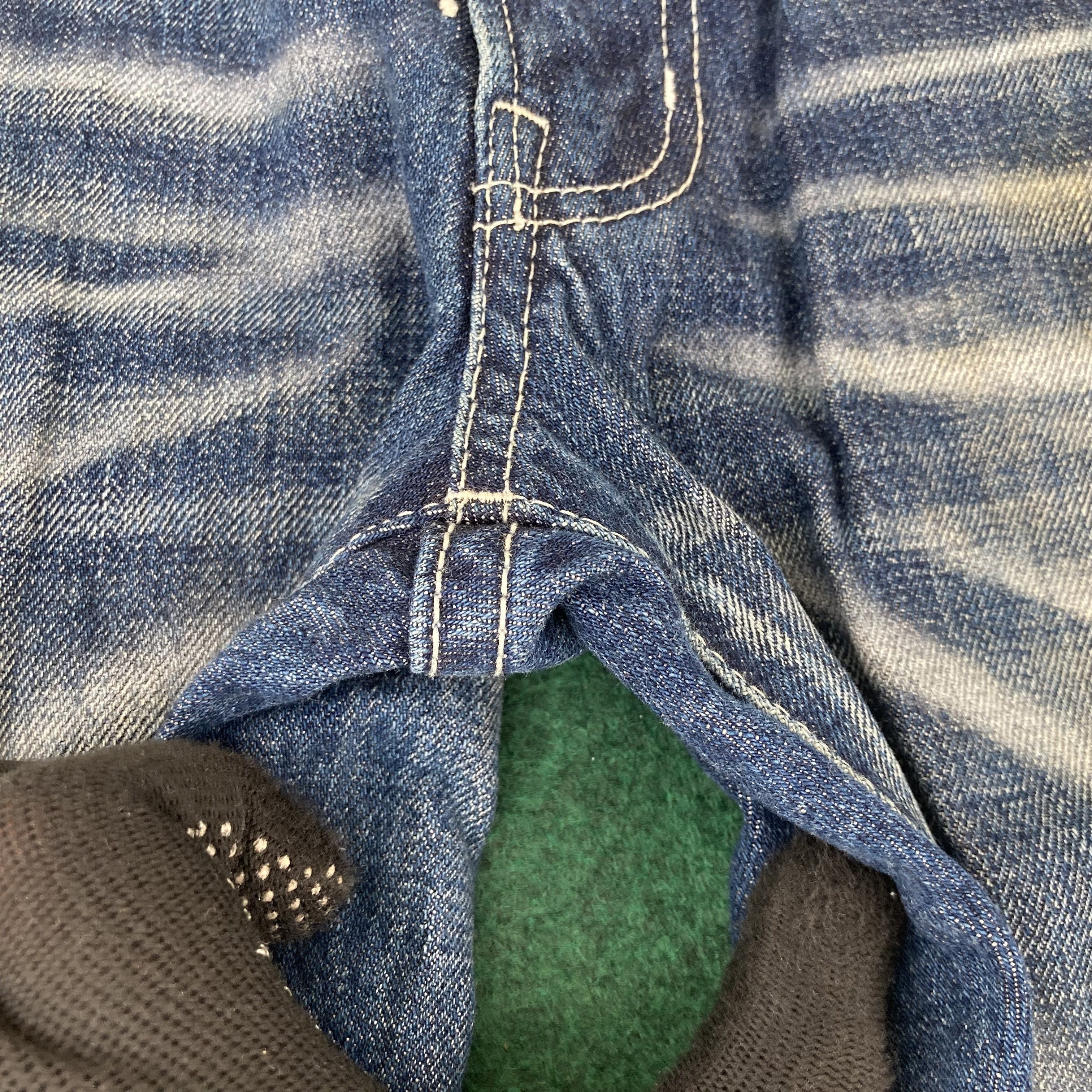 Vanquish 32x32.5 VANQUISH flared JAPAN Washed distressedJeans Size US 32 / EU 48 - 7 Thumbnail