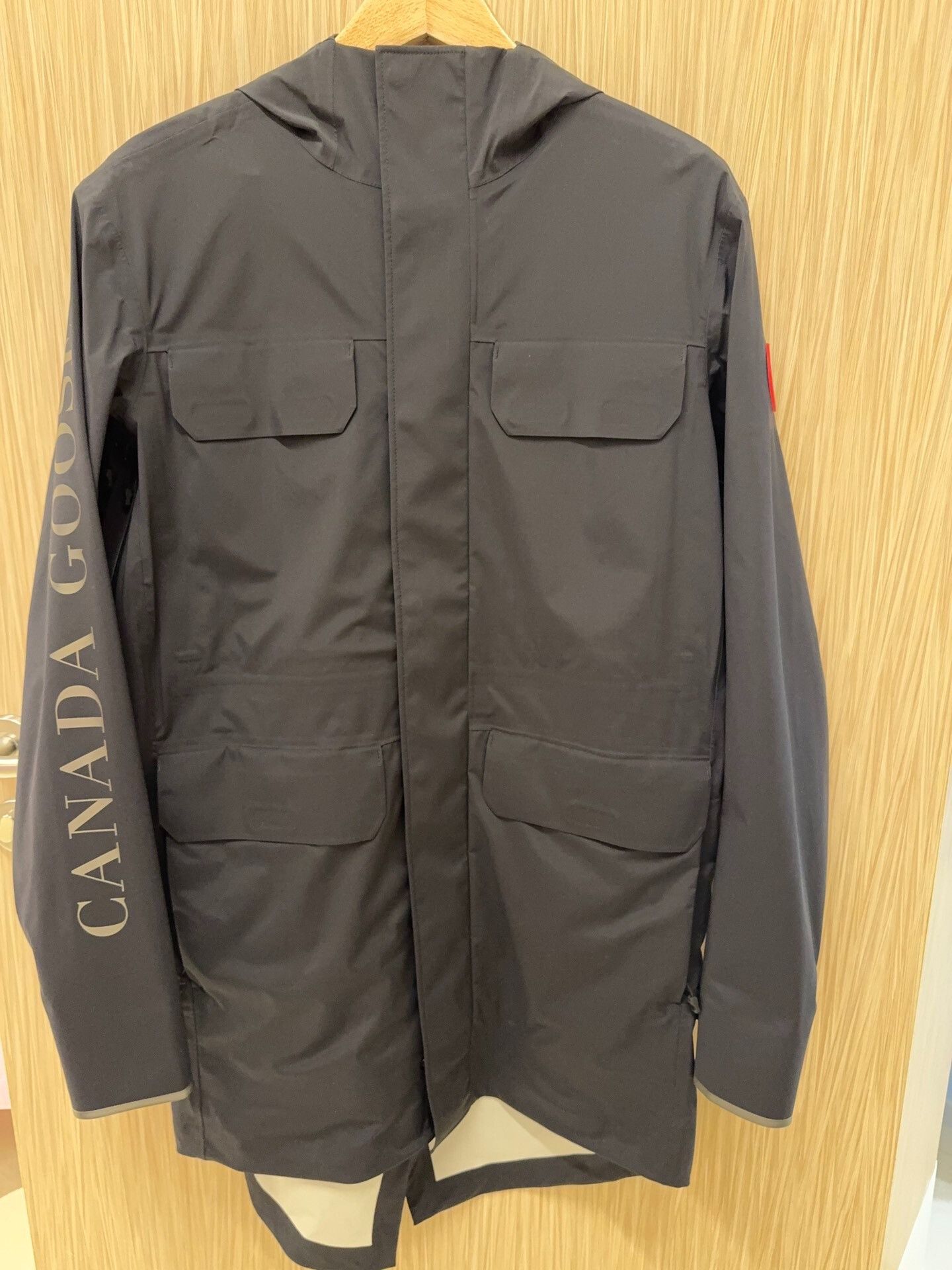Canada Goose canada goose seawolf long hooded rain jacket Size US M / EU 48-50 / 2 - 1 Thumbnail