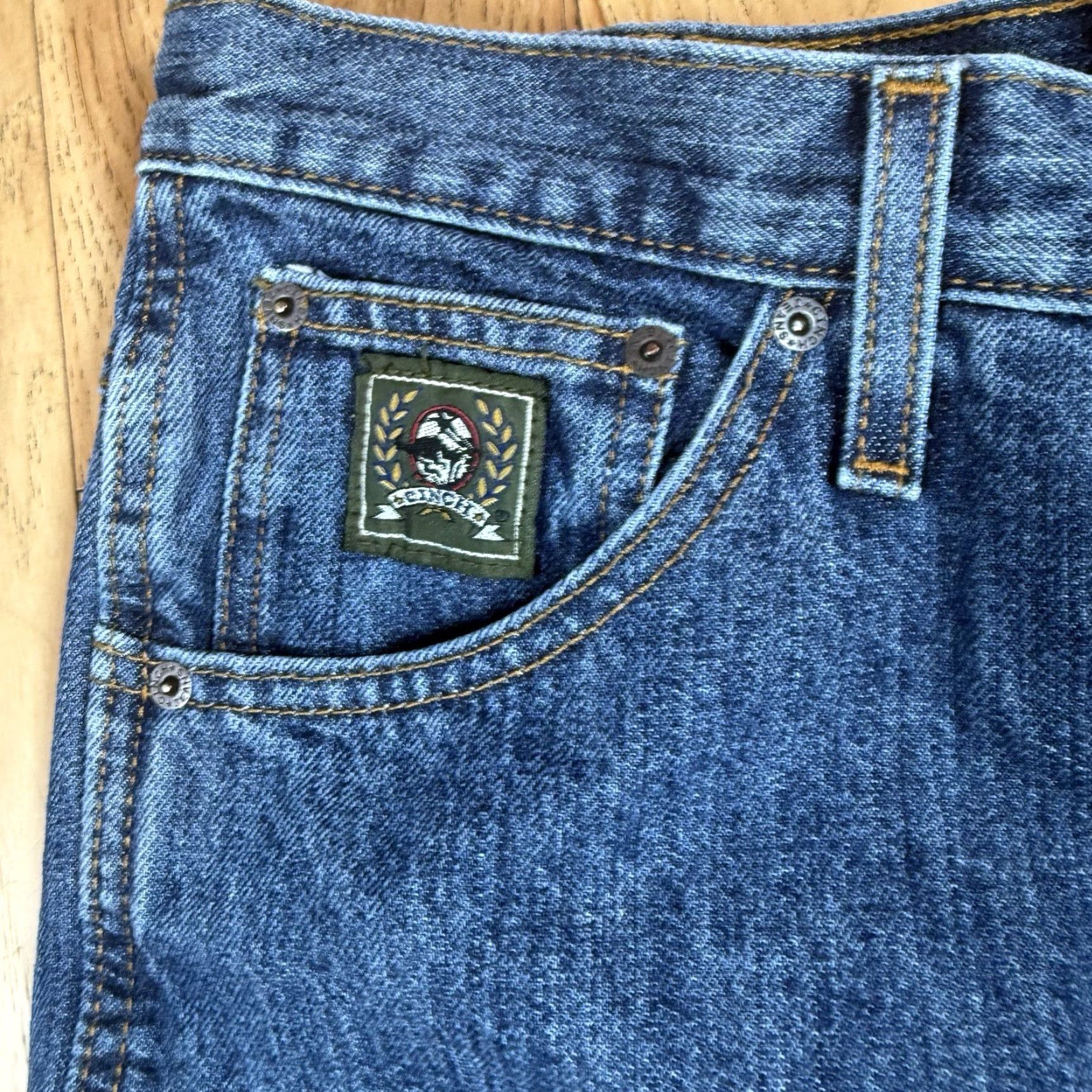 Denime VINTAGE Cinch Jeans Mens 32x38 Blue Medium Straight Denim Y2K Jeans Mens Medium 32x38 Blue Straight Denim Cotton Regular Men Boys Womens Size US 32 / EU 48 - 3 Thumbnail