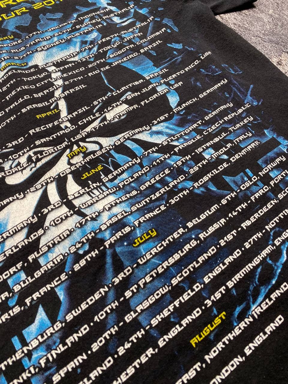 Iron Maiden Vintage Iron Maiden T-shirt with the 2011 Tour Size US S / EU 44-46 / 1 - 5 Thumbnail