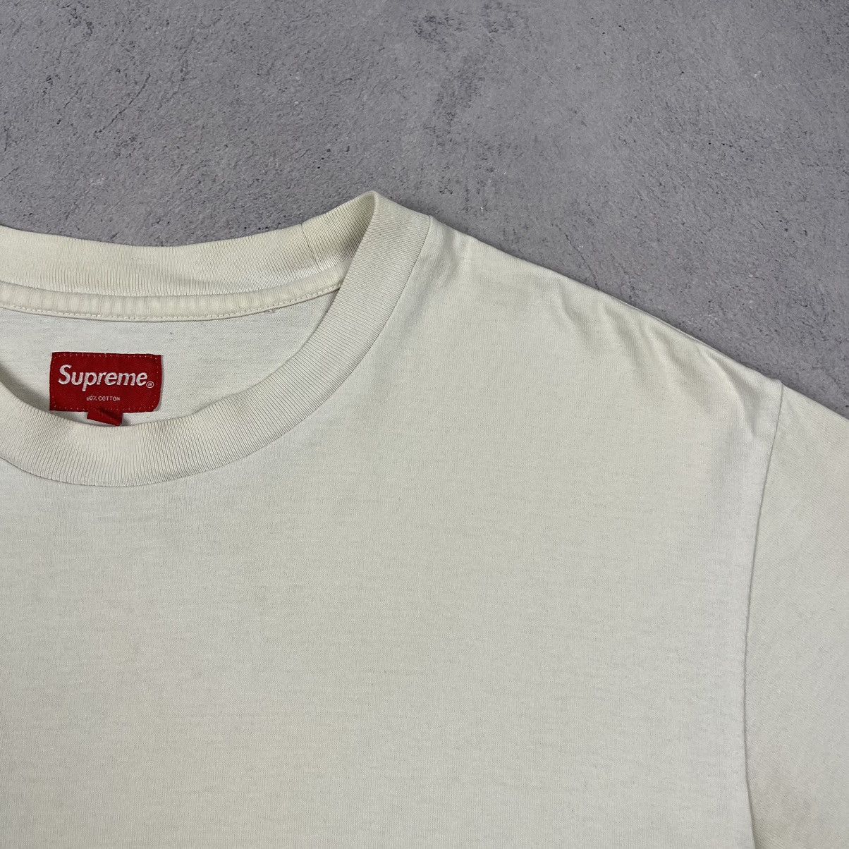 Supreme Supreme classic logo T Shirt Size US L / EU 52-54 / 3 - 14 Thumbnail