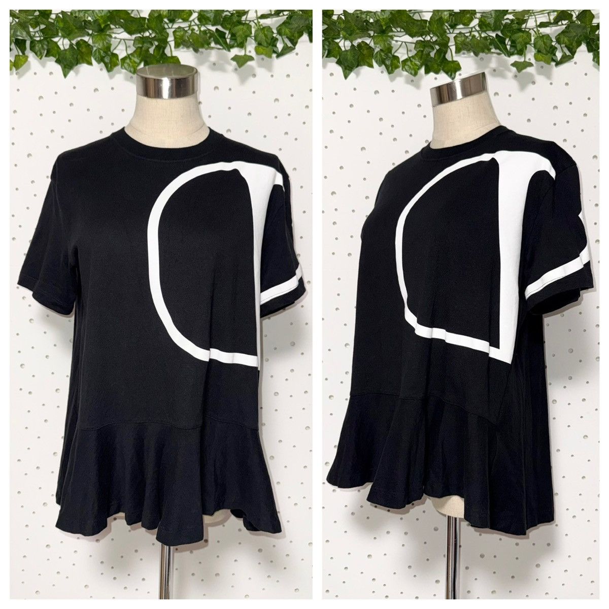 Valentino Authentic Valentino Ruffled Short-Sleeved T-Shirt Top, XS Size XS / US 0-2 / IT 36-38 - 6 Thumbnail