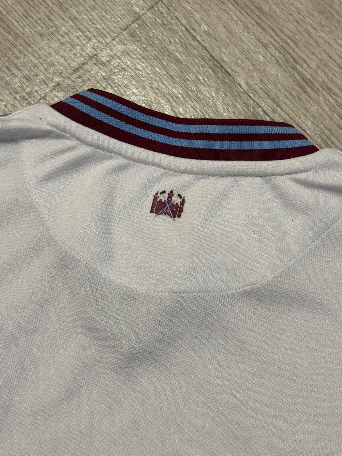 Umbro 🔷Umbro West Ham United 2019/20 Soccer jersey🔷 Size US M / EU 48-50 / 2 - 8 Thumbnail