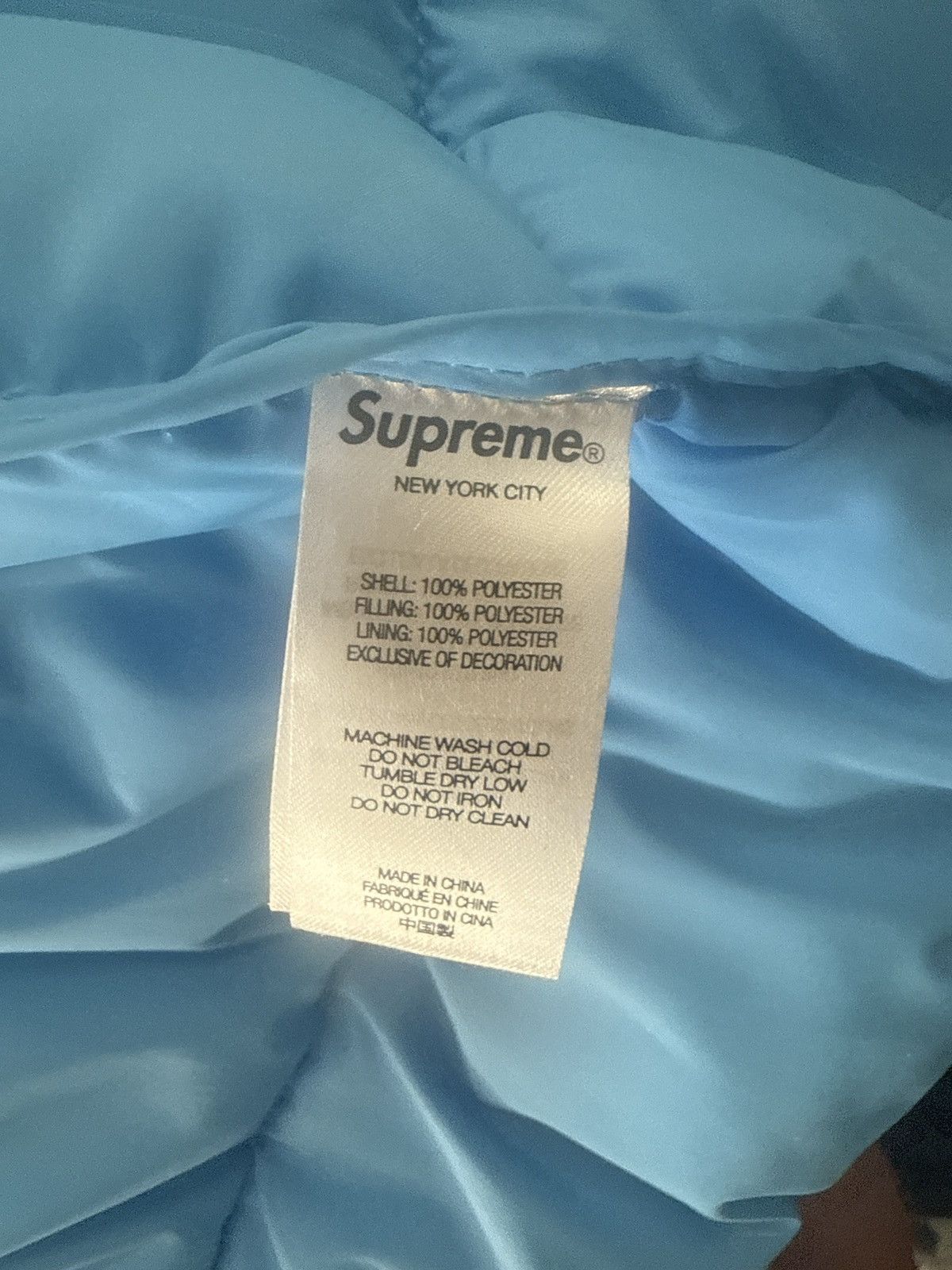 Supreme Supreme x raymond pettibon raven Size US S / EU 44-46 / 1 - 5 Thumbnail