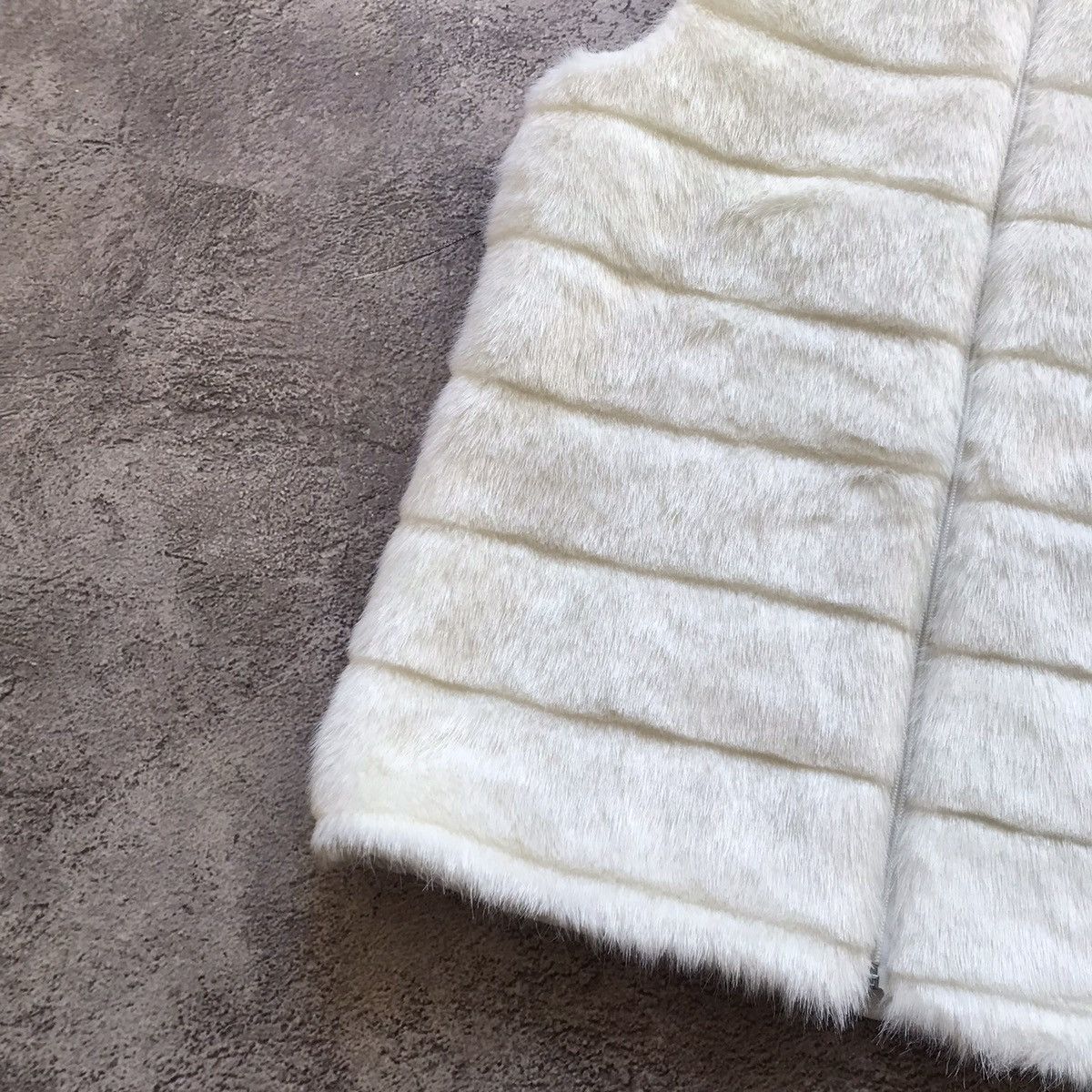 Vintage Vintage Y2K Mohair Zip Vest Oversized Avant Garde Cream M Size M / US 6-8 / IT 42-44 - 2 Thumbnail