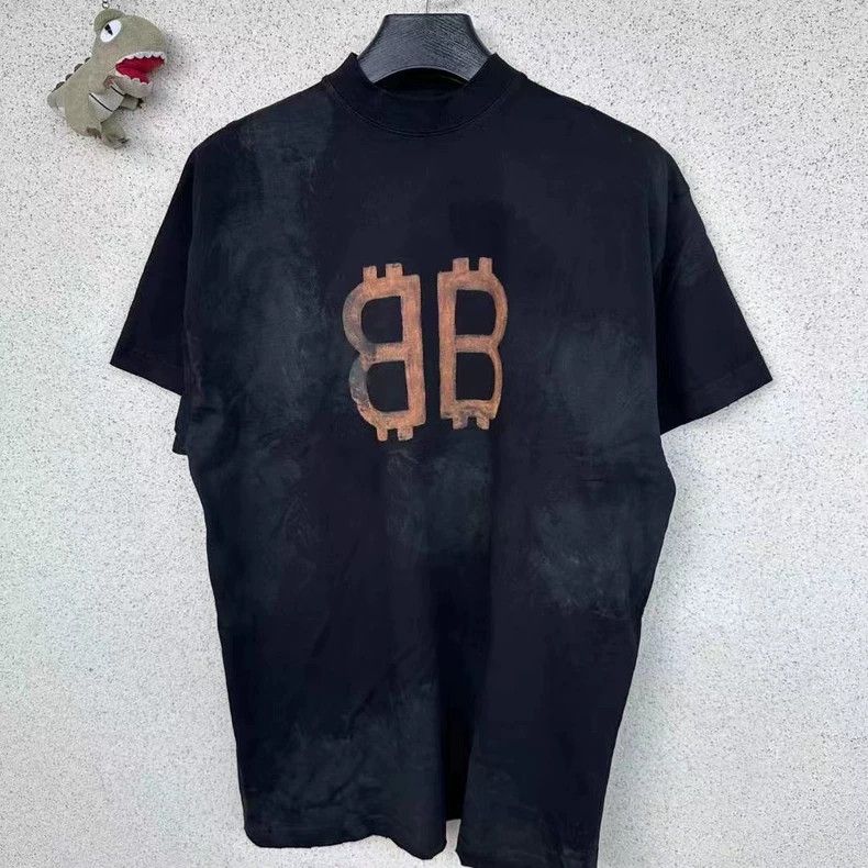 Balenciaga Balenciaga Bitcoin short sleeves 2503-Nextarrow Size US S / EU 44-46 / 1 - 1 Thumbnail