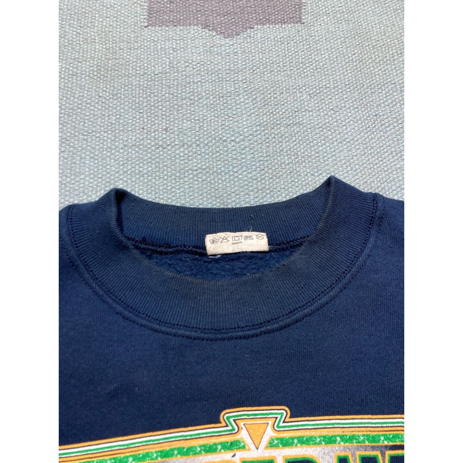 Vintage VINTAGE Notre dame fighting Irish 90s crewneck Sweatshirt Men XL Blue Size US XL / EU 56 / 4 - 6 Thumbnail