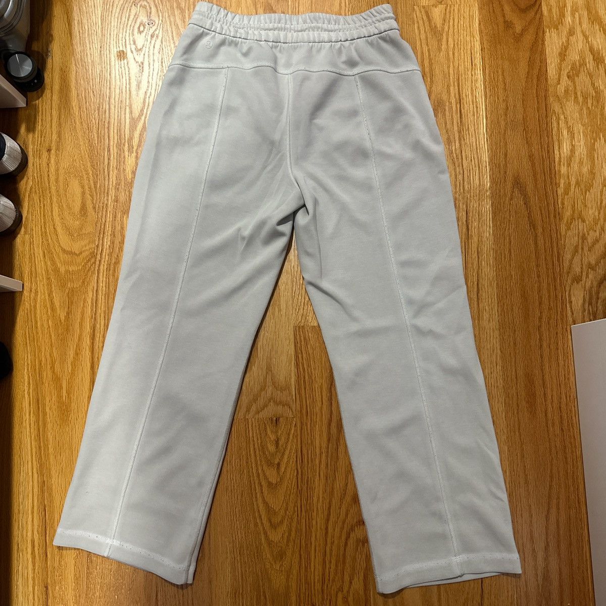 Lululemon Lululemon Soft Stream High-Rise Pants Size 28" / US 6 / IT 42 - 2 Thumbnail