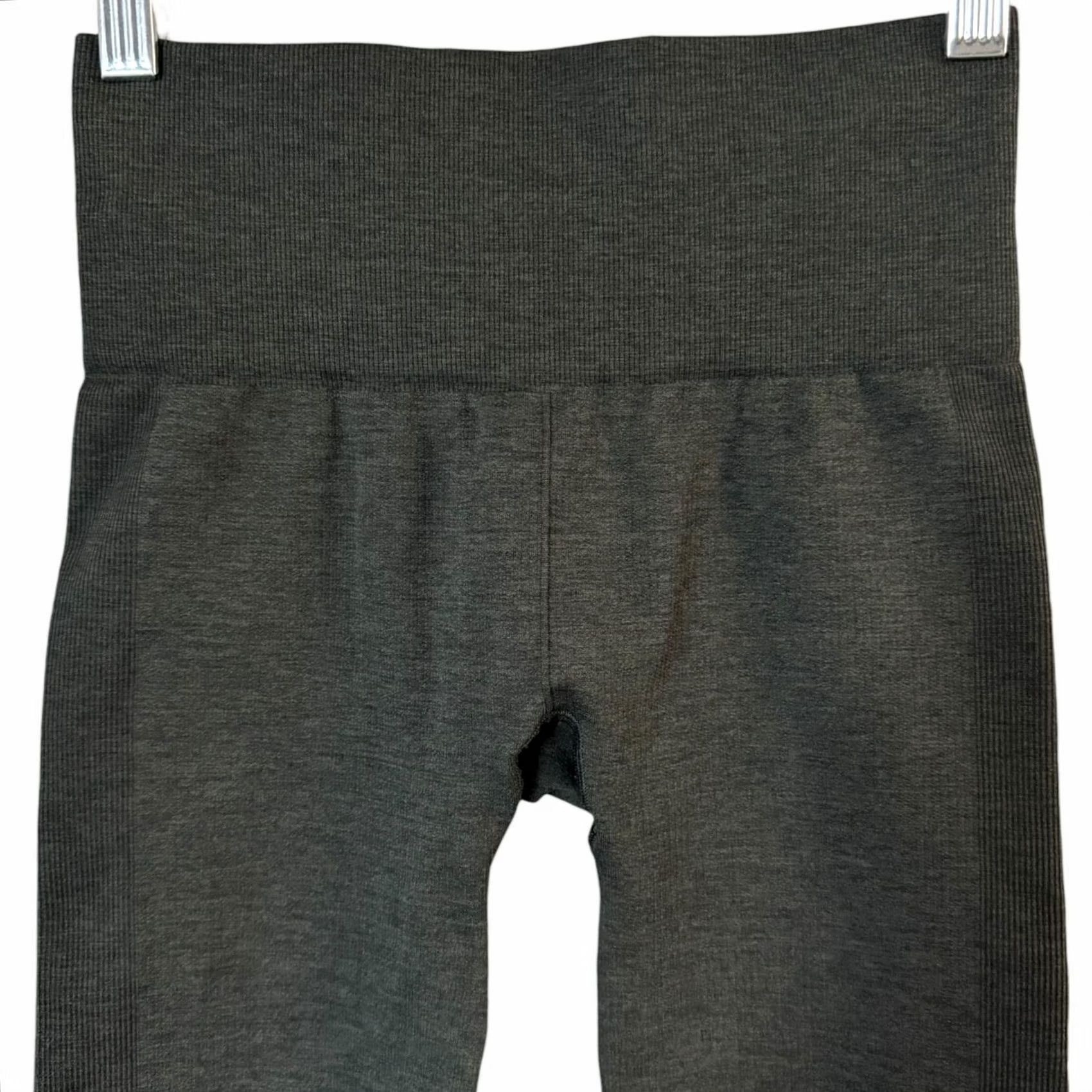 Lululemon Lululemon Seamlessly Street Crop Capri Legging Green Women's 2 Athletic Yoga Gym Size 26" / US 2 / IT 38 - 6 Thumbnail