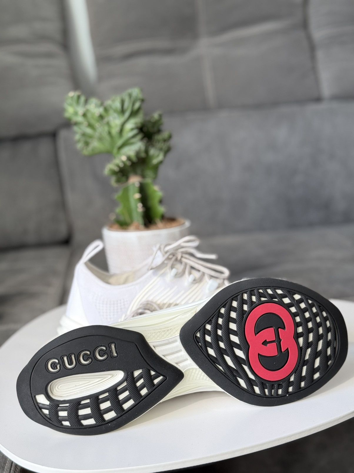 Gucci Gucci Run White Sneakers Mens Size US 12 / 45 IT Size US 12 / EU 45 - 14 Thumbnail
