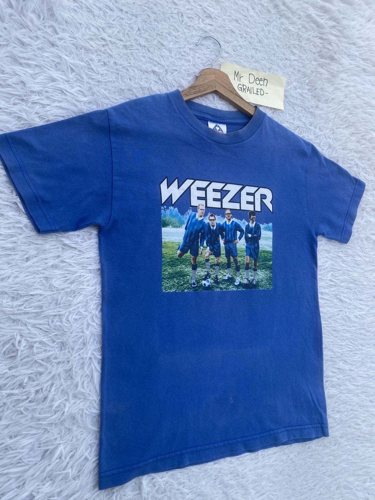 Band Tees Rare Vintage 2000s Weezer Japan Tour Tshirt Size US S / EU 44-46 / 1 - 3 Thumbnail