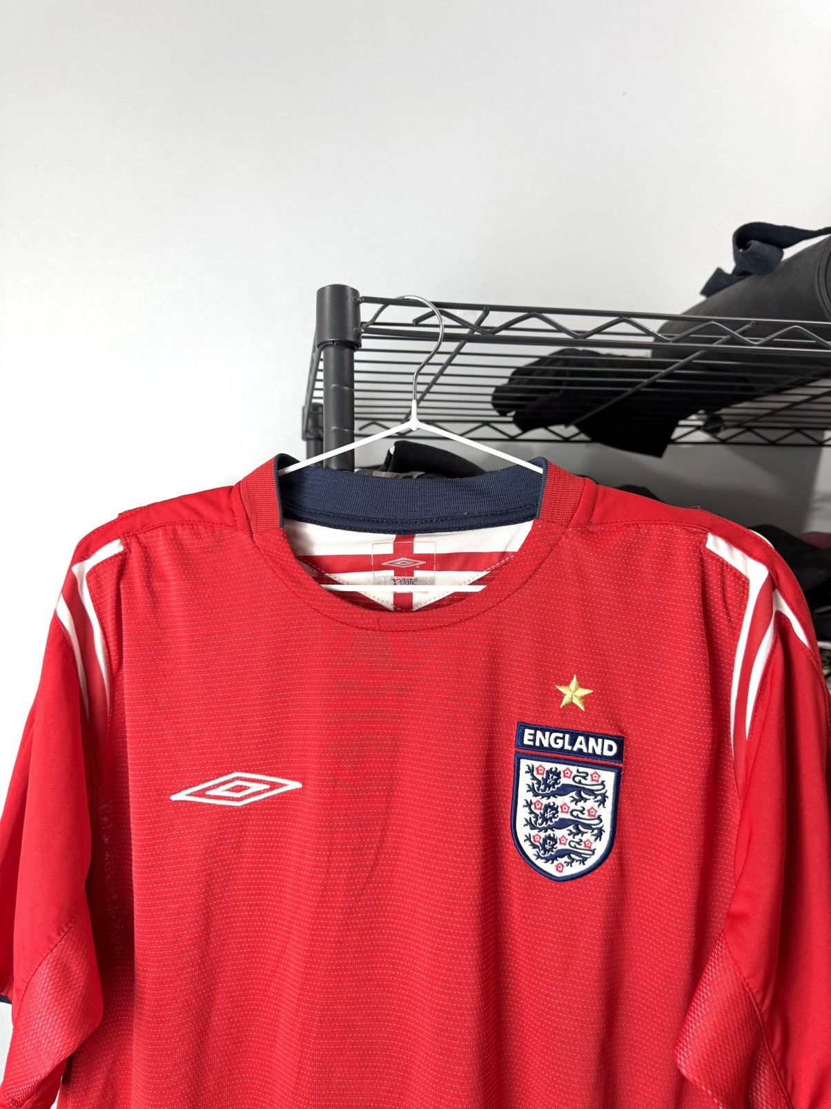 Umbro Vintage 2004 Umbro England Soccer Jersey T Shirt Size US L / EU 52-54 / 3 - 2 Thumbnail