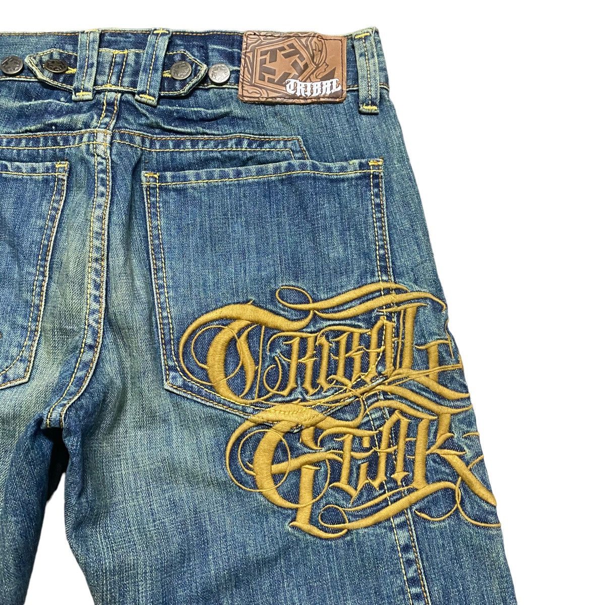 Tribal Streetwear Vintage Tribal Streetwear Embroidery Denim Jeans Size US 31 - 11 Thumbnail