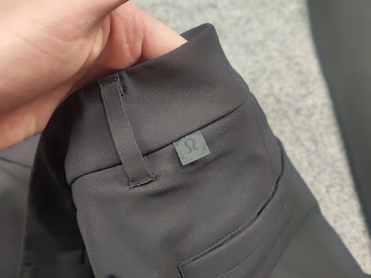 Lululemon lululemon Athletica Black Minimalist Straight Trouser Pants Size US 38 / EU 54 - 12 Thumbnail