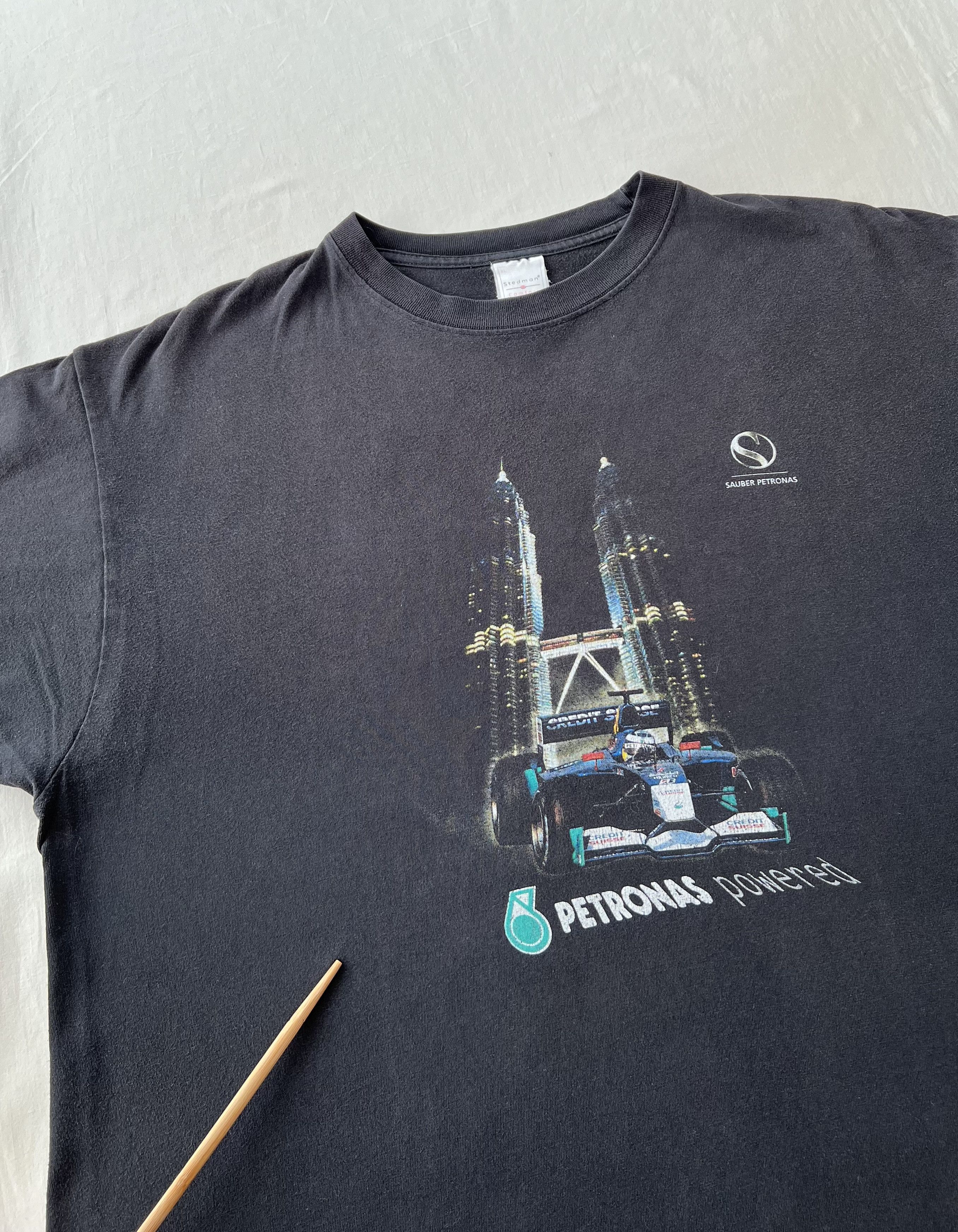 Formula 1 Vintage 2000s Sauber Petronas F1 Formula 1 Racing T-shirt Size US XL / EU 56 / 4 - 7 Thumbnail
