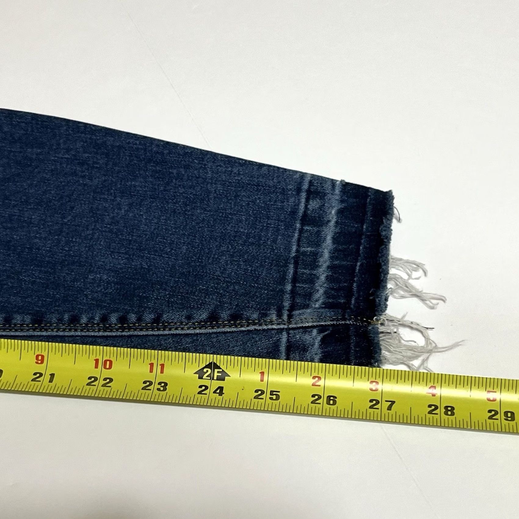 Spanx SPANX Women's Distressed Ankle Skinny High Rise Jeans Size Large Regular Stretch Blue Denim Slimming Raw Hem Size 36" / US 14 / IT 50 - 6 Thumbnail