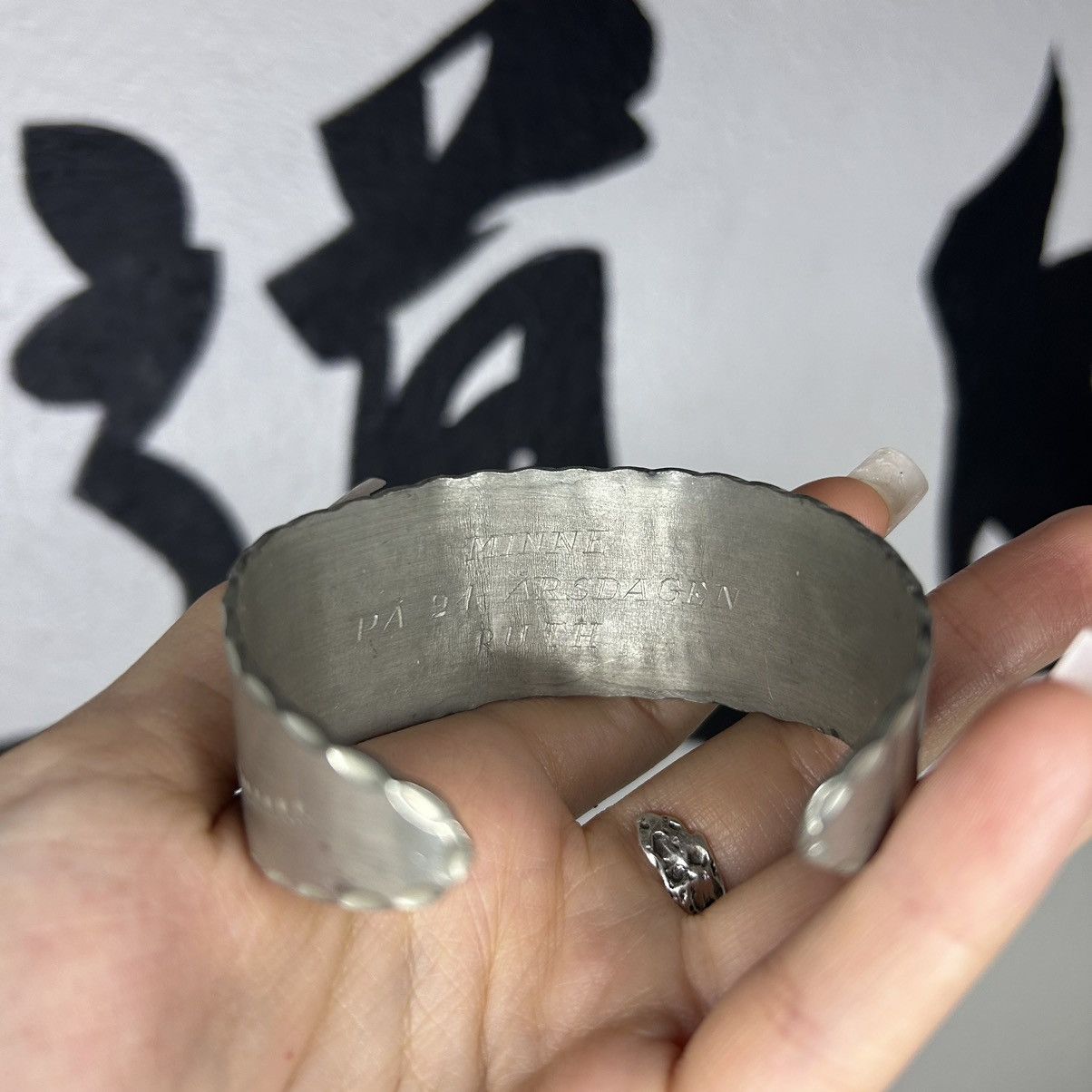 Japanese Brand Vintage Engraved Bangle Size ONE SIZE - 2 Thumbnail