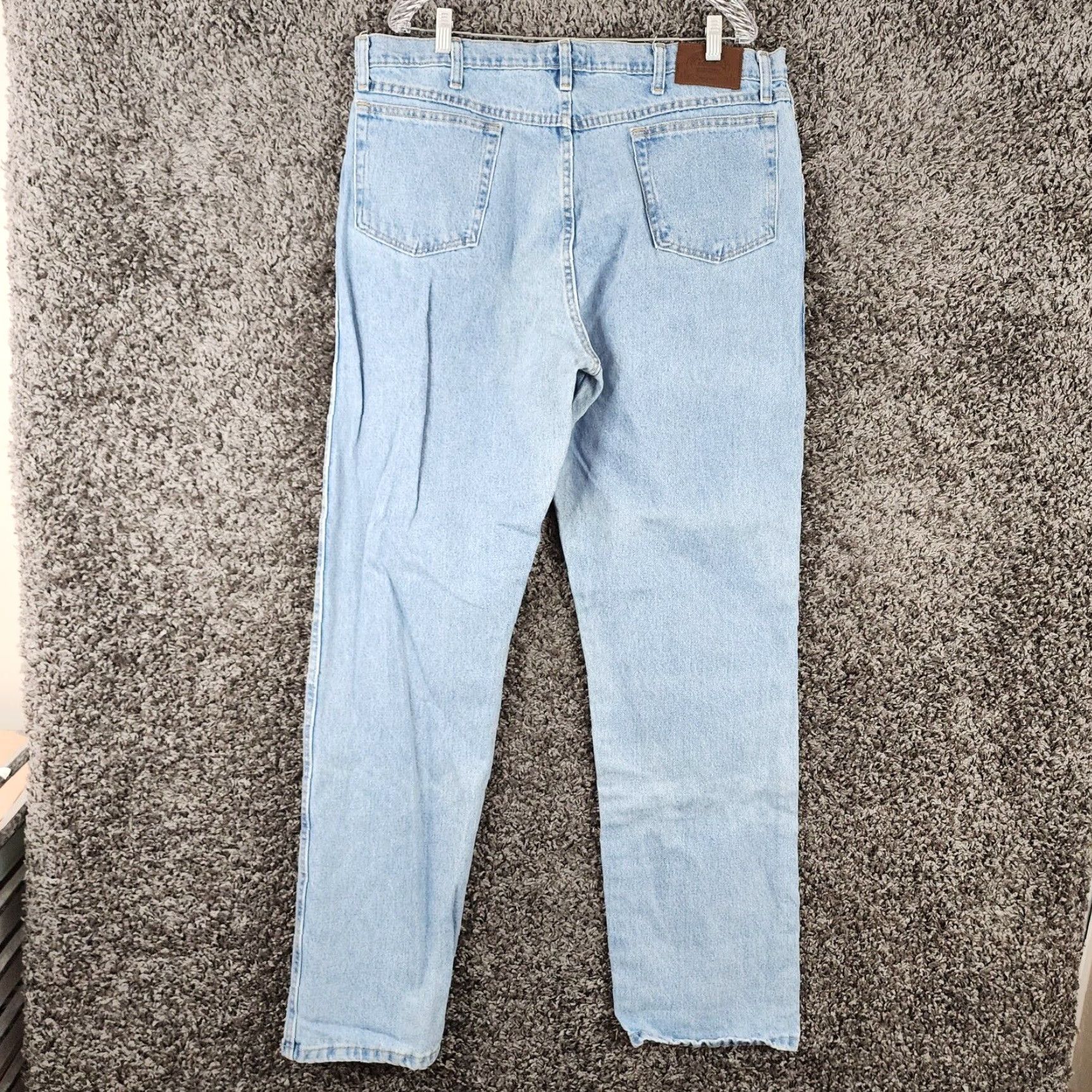 Vintage Cabela's Men's Jeans Blue Light Wash Straight Leg 38x35 Regular Inseam 35 Size US 38 / EU 54 - 6 Thumbnail