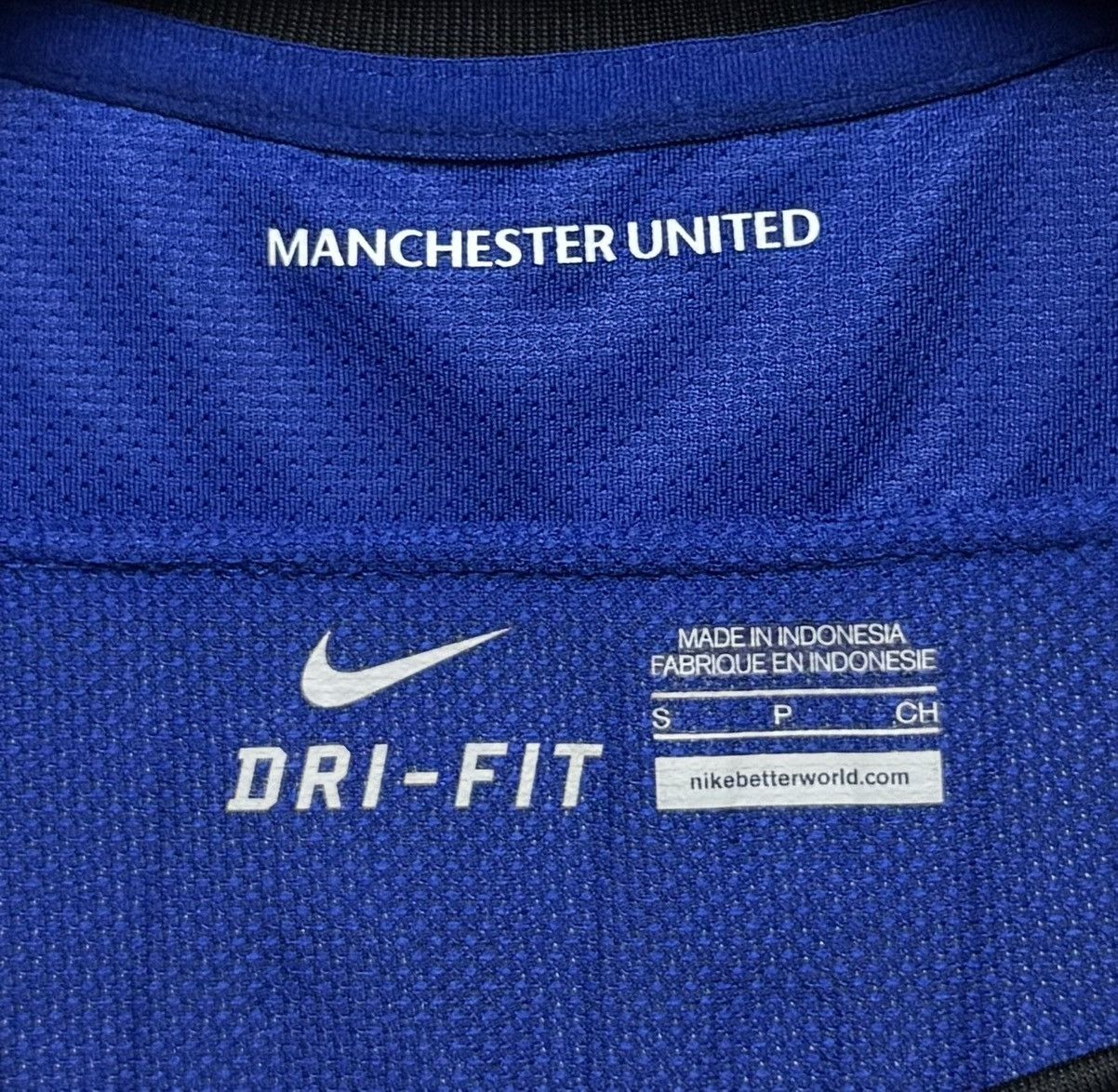 Nike Nike Manchester United 2011 Away Shirt Jersey #14 Chicharito Size US S / EU 44-46 / 1 - 18 Thumbnail
