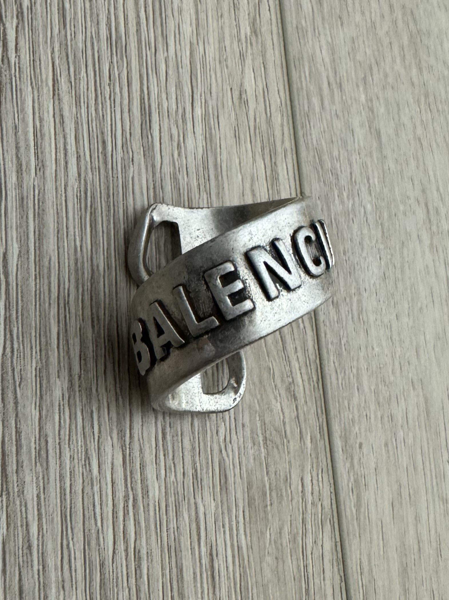 BALENCIAGA MULTIRINGS RING ユニセックス balenciaga-shiny-silver-force-