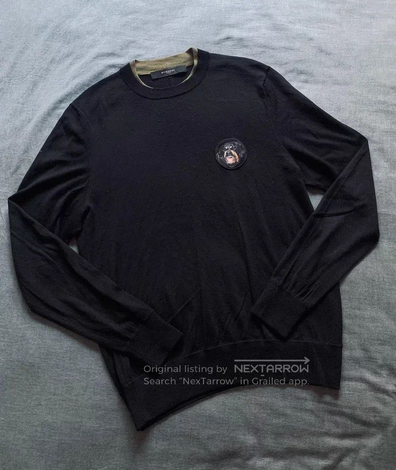 Givenchy Givenchy Size: Medium Dog Head Round Logo Sweater Size US S / EU 44-46 / 1 - 1 Thumbnail