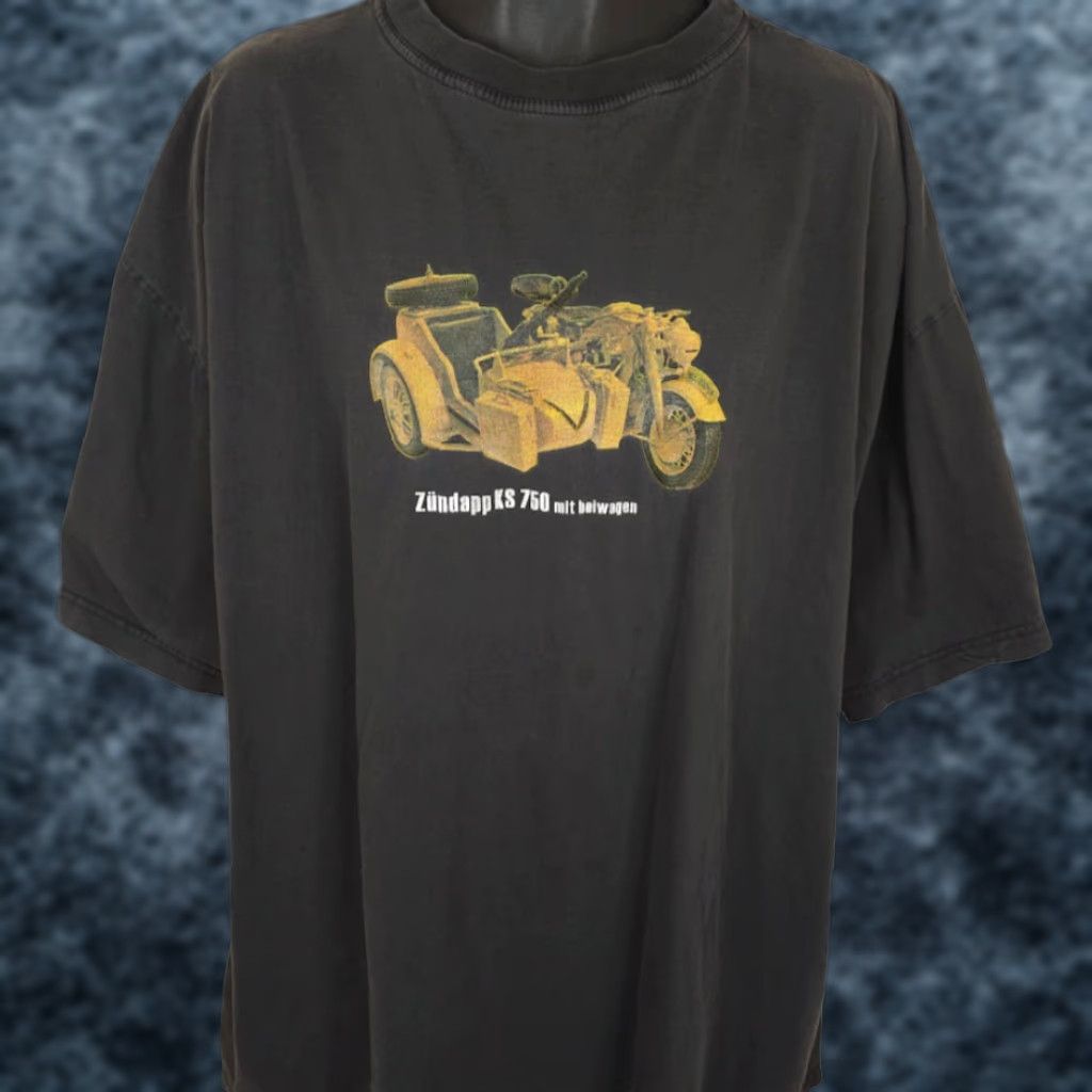 Vintage Rom88 Zundapp KS 750 T Shirt Mens 4XL Black Beiwagen Motorcycle With Sidecar T-Shirt Mens Regular Short Sleeve Crew Neck Vintage Biker Theme Size US XXL / EU 58 / 5 - 1 Thumbnail