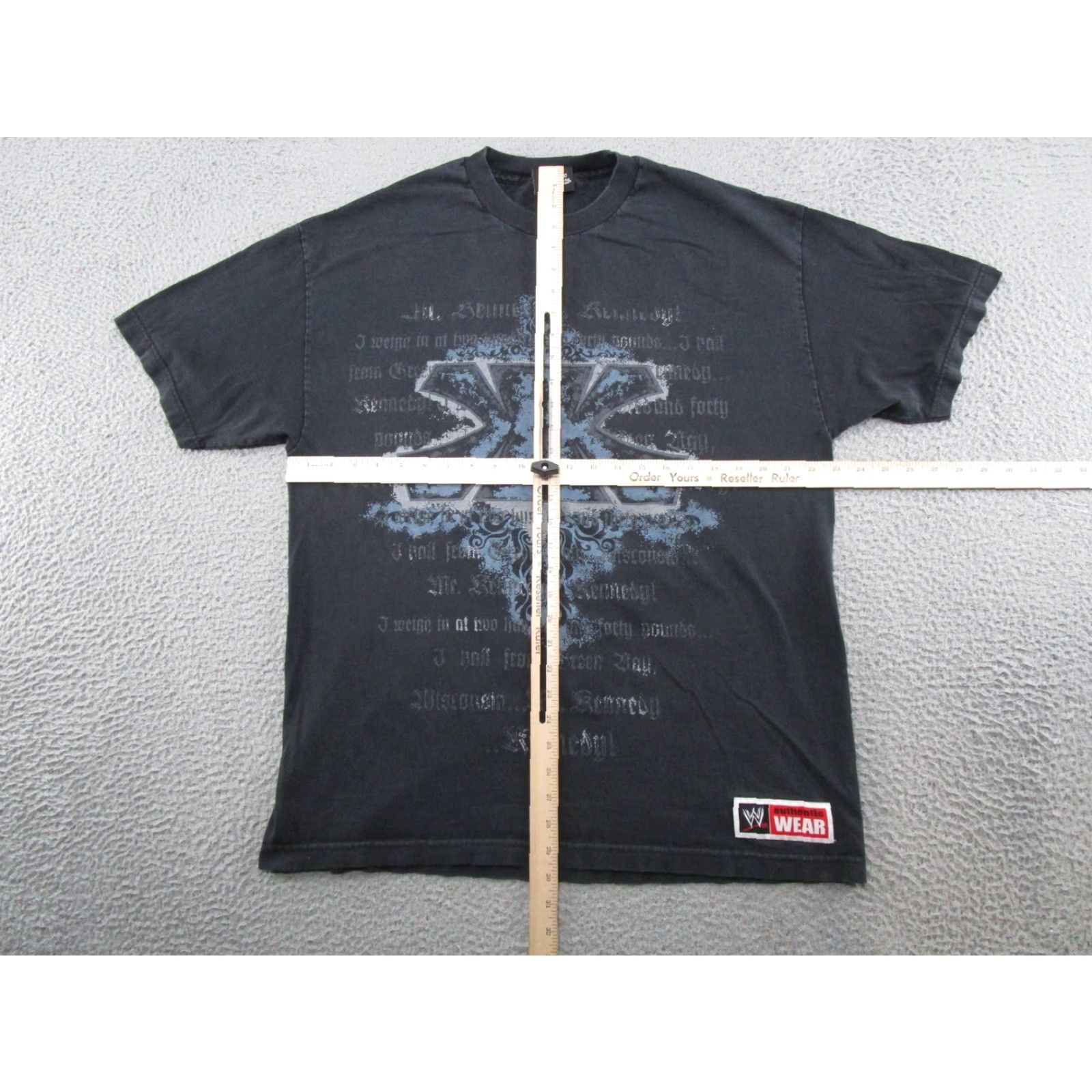 Vintage VINTAGE WWE MR. KENNEDY Ken Anderson Authentic Wrestling Shirt XL Black Crew Neck Short Sleeve Mens T-Shirt 2000s Wrestling Logo Print Size US XL / EU 56 / 4 - 6 Thumbnail