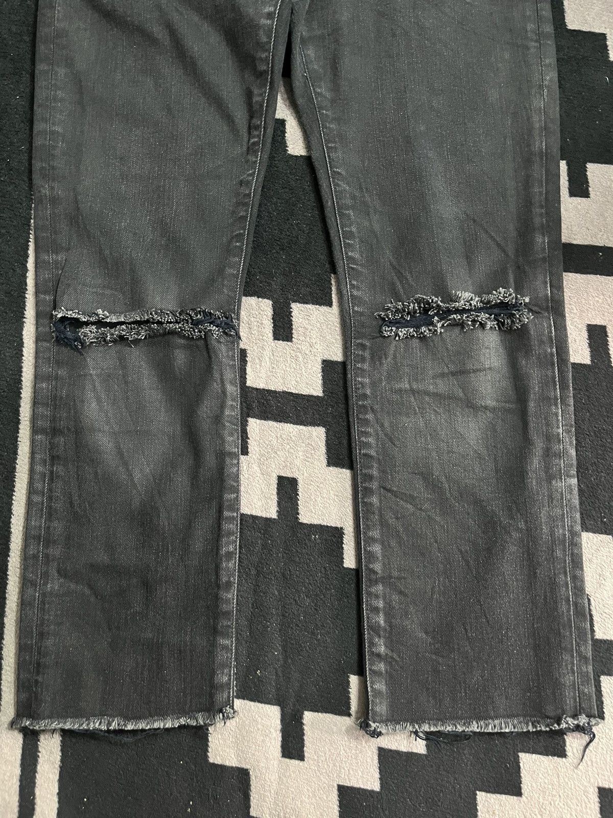 Saint Laurent Paris SS16 Saint laurent distressed skinny jeans Size US 30 / EU 46 - 5 Thumbnail