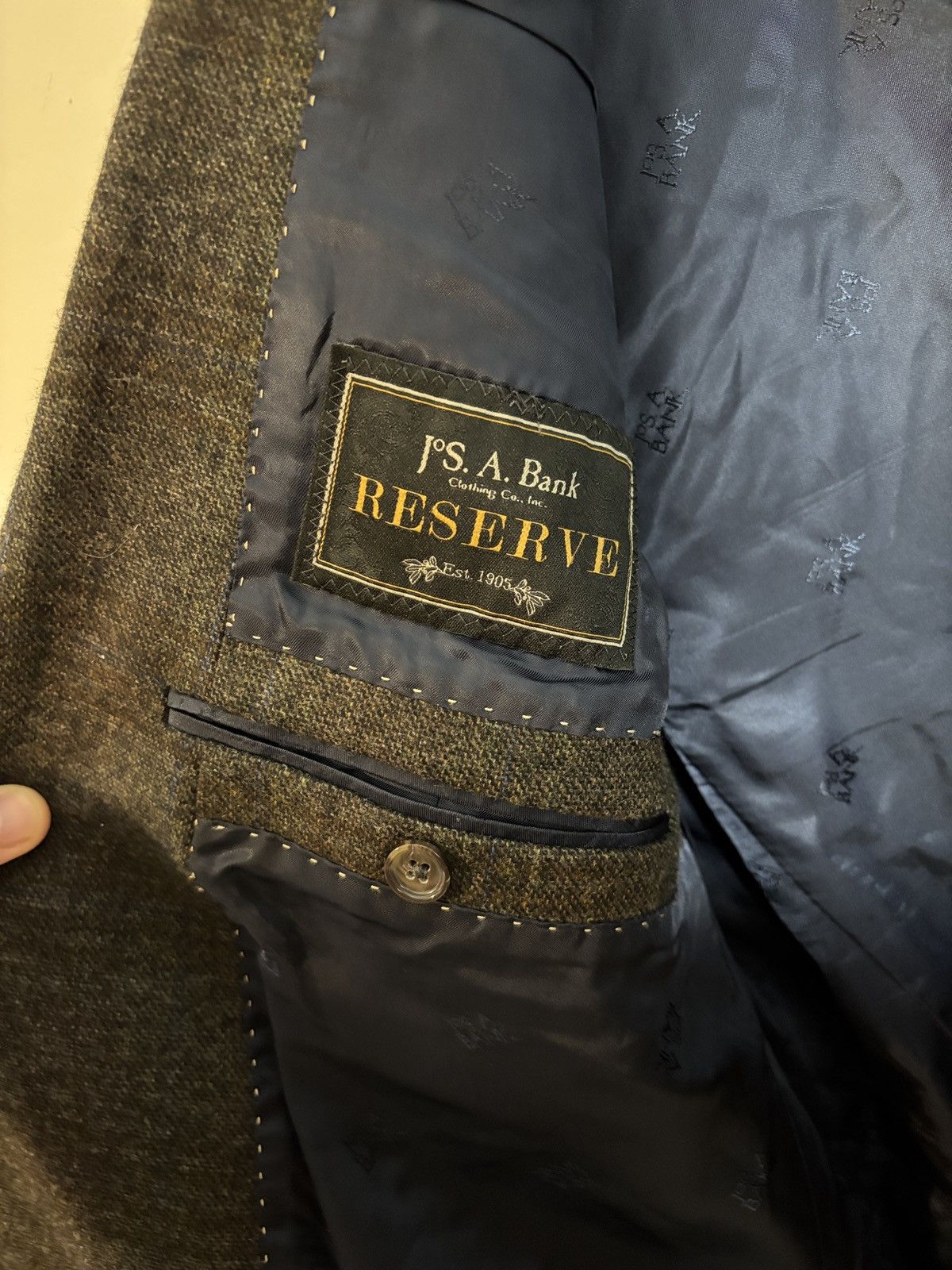 Jos. A. Bank Jos A Bank Reserve Ethomas Cashmere Wool Blazer Tailored 44R Size 44R - 4 Thumbnail