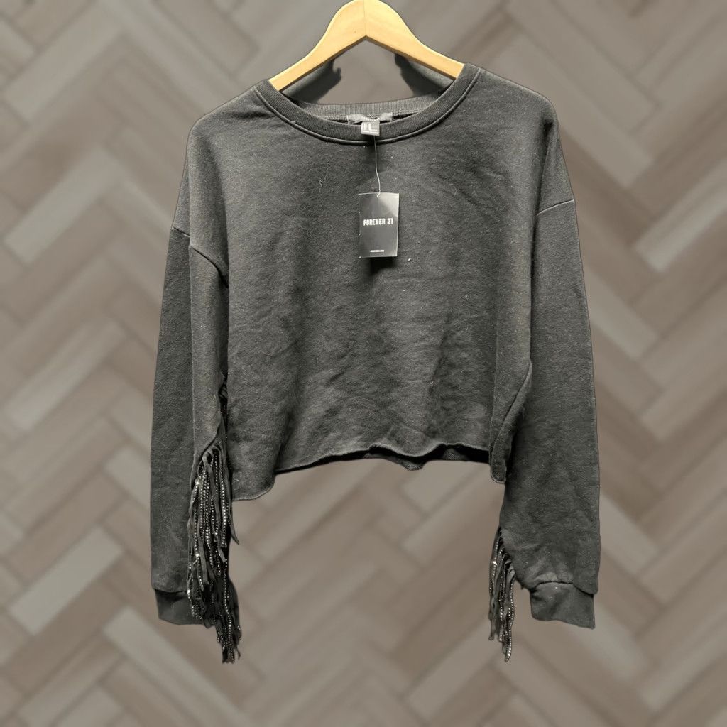 Forever 21 FOREVER 21 Black Sweater Fringe Detail Women’s Pullover Top M Medium NWT (Solid) Fringe Pullover Sweater Women’s Black 21 Forever Size M / US 6-8 / IT 42-44 - 1 Thumbnail