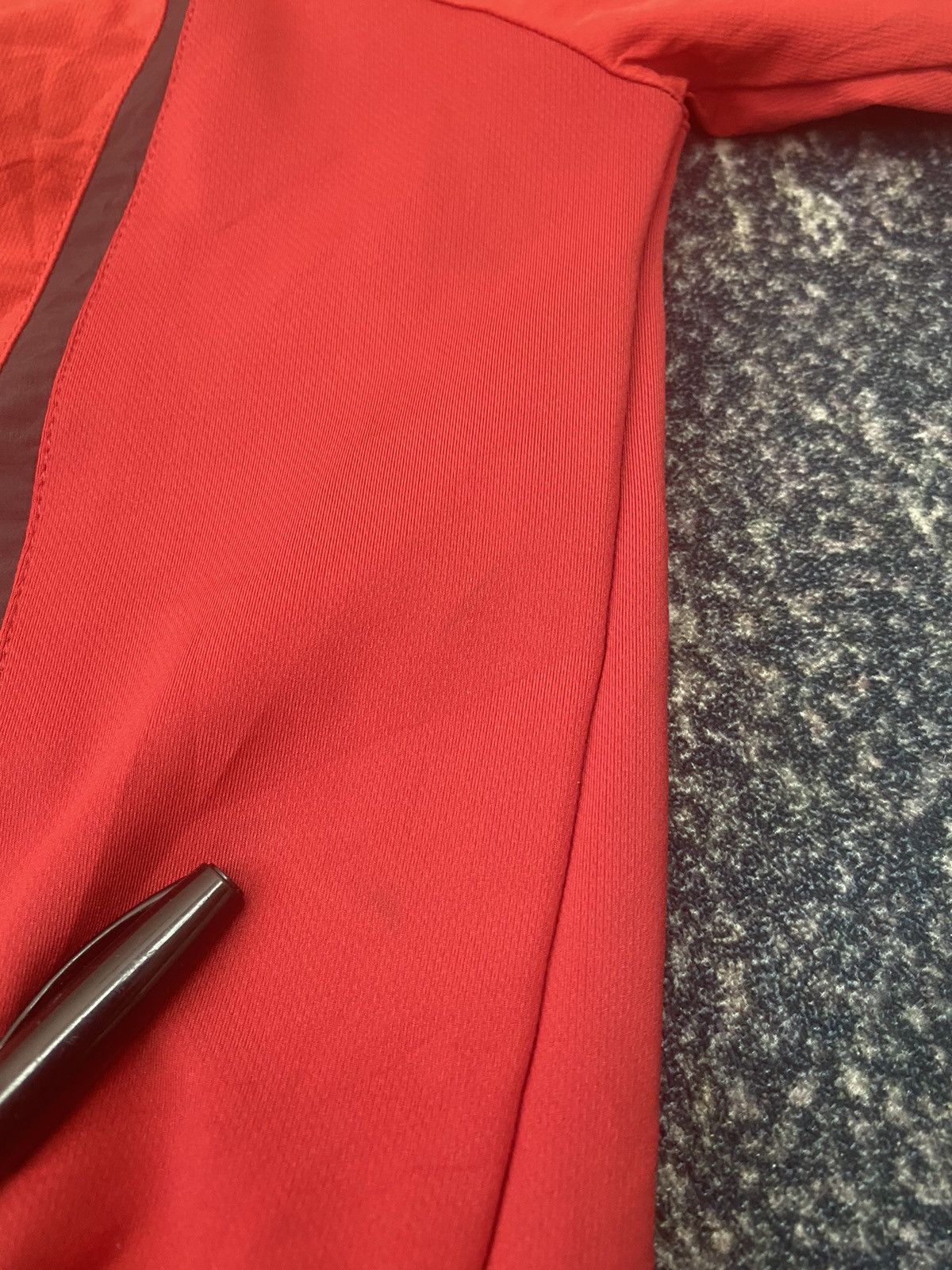 Nike Vtg Nike x Manchester United Red Warriors Jacket Size US L / EU 52-54 / 3 - 13 Thumbnail