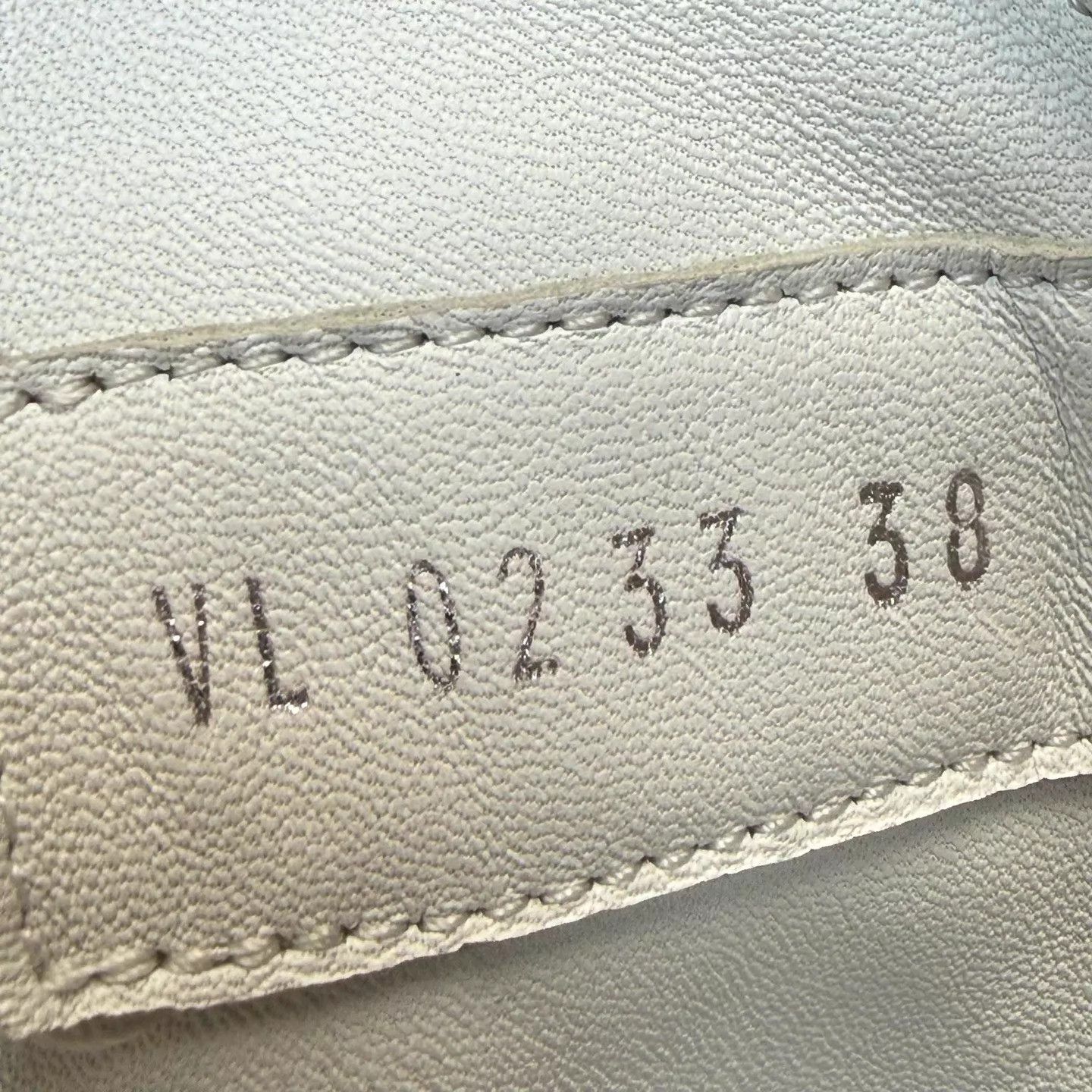 Louis Vuitton LV Archlight White Embossed All-Over Dad Shoe 38 99 Size US 7.5 / IT 37.5 - 8 Thumbnail