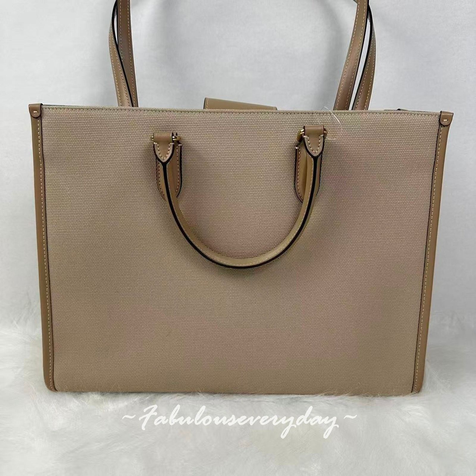 Coach Coach Maggie Tote Bag In Colorblock Canvas/Gold/Dark Natural Size ONE SIZE - 4 Thumbnail
