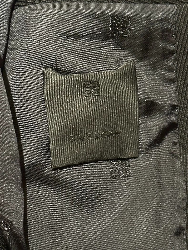 Givenchy Givenchy Silver buckle lock suit Size US M / EU 48-50 / 2 - 5 Thumbnail