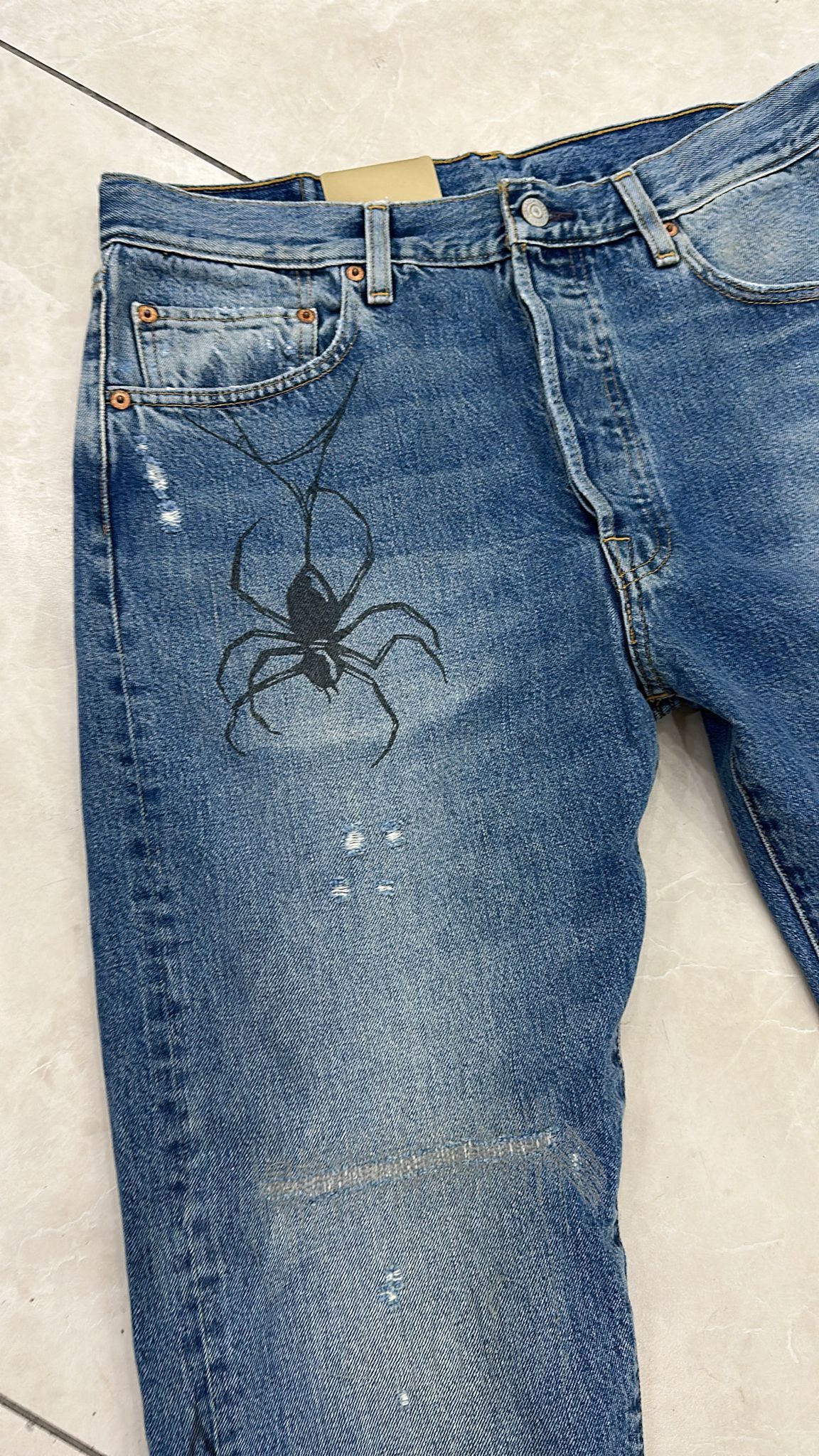 Levi's Vintage Clothing LVC Levi's Vintage Clothing 1984 501XX Tangled Web Jeans Size US 34 / EU 50 - 2 Thumbnail