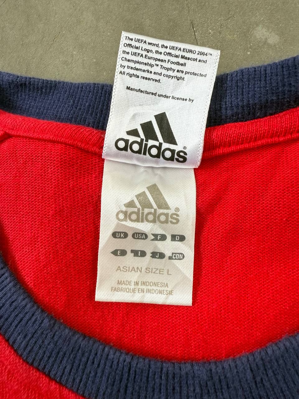Adidas 2004 Vintage Adidas Euro Spain/España T-Shirt Size US L / EU 52-54 / 3 - 6 Thumbnail