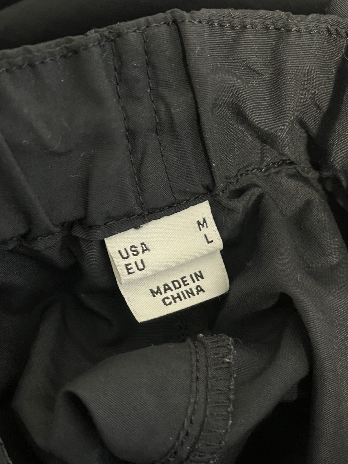 Woolrich Woolen Mills Woolrich Men’s Black Cargo Pants - M (34”) Size US 36 / EU 52 - 7 Thumbnail