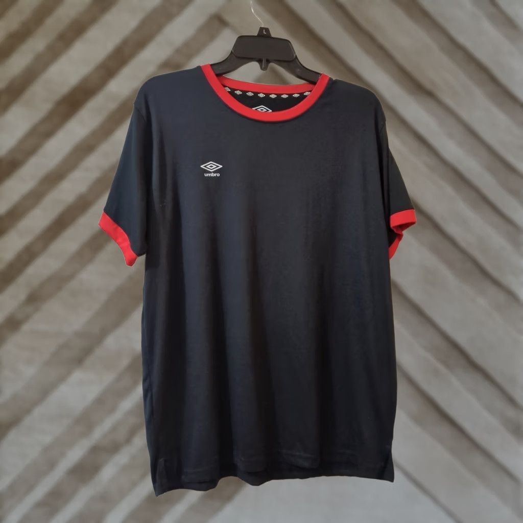 Umbro Umbro Short Sleeve Training Top Mens Regular Black Red Size L Size US L / EU 52-54 / 3 - 1 Thumbnail