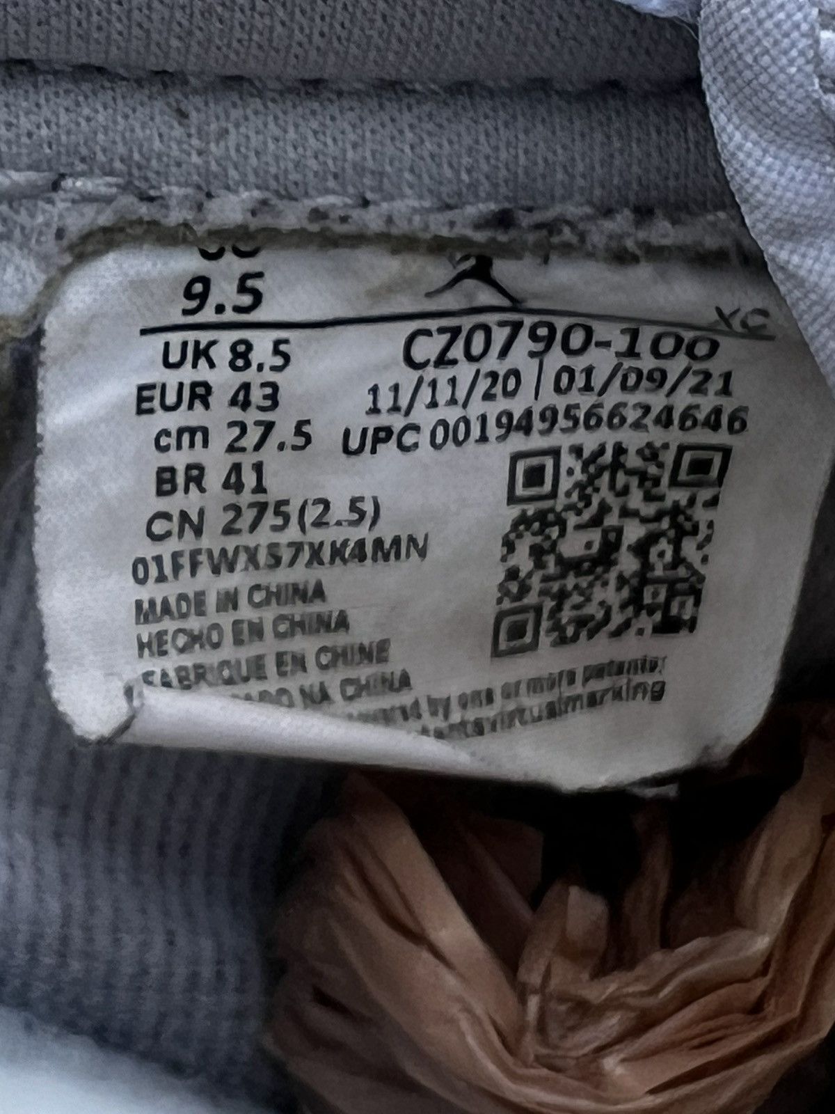 Jordan Brand CLEAN Air Jordan 1 Low size 9.5 Mens Neutral Grey Retro Size US 9.5 / EU 42-43 - 13 Thumbnail