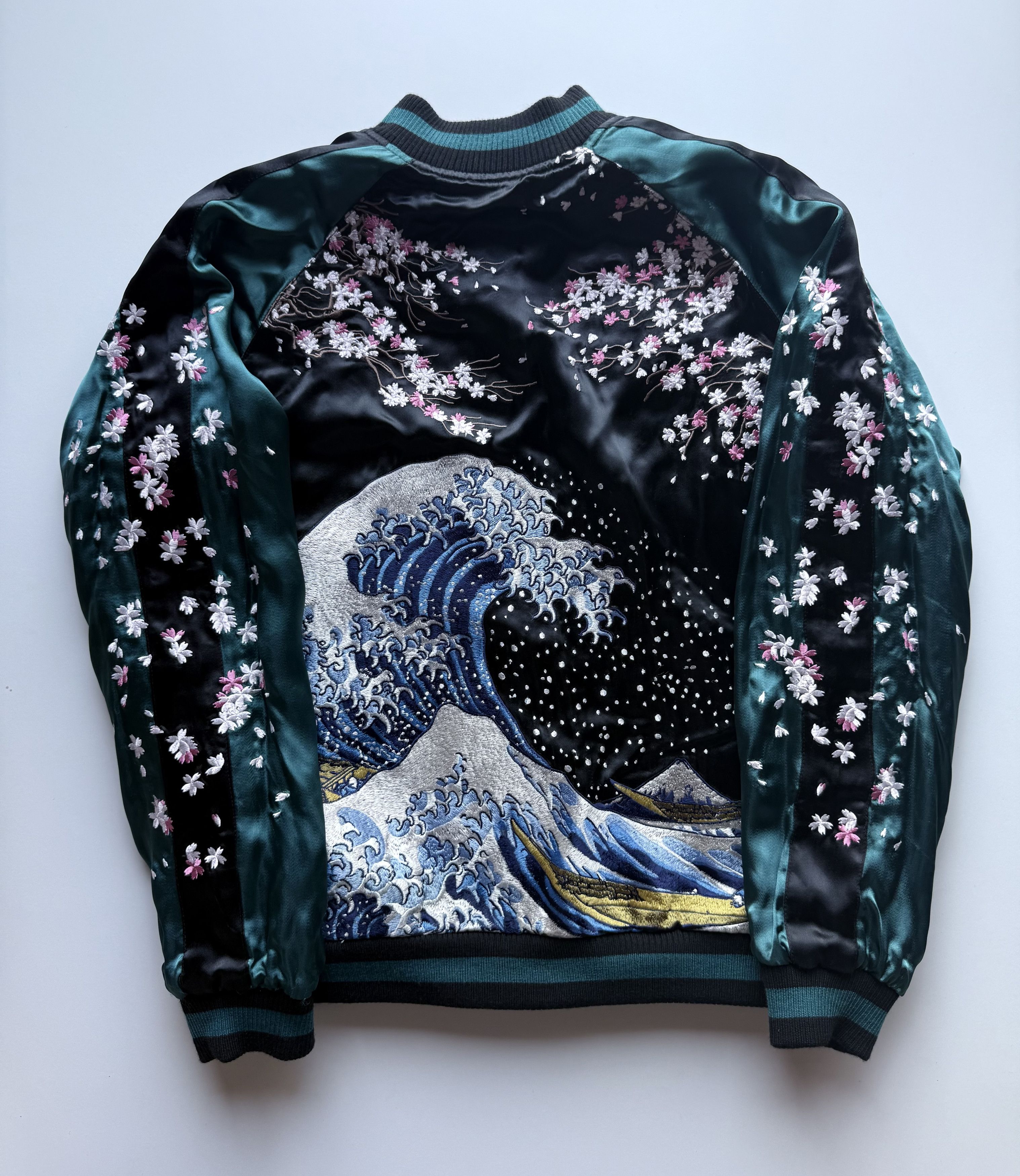 Other Hokusai x Anime Geisha Embroidered Sukajan Souvenir Jacket Size US L / EU 52-54 / 3 - 5 Thumbnail