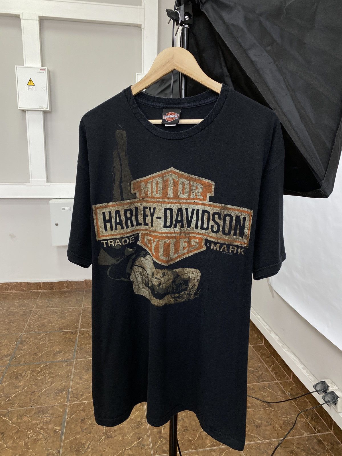 Harley Davidson 🇺🇸 Vintage Harley Davidson Sexy Girl T-Shirt Rare Retro Hype Size US XL / EU 56 / 4 - 1 Thumbnail