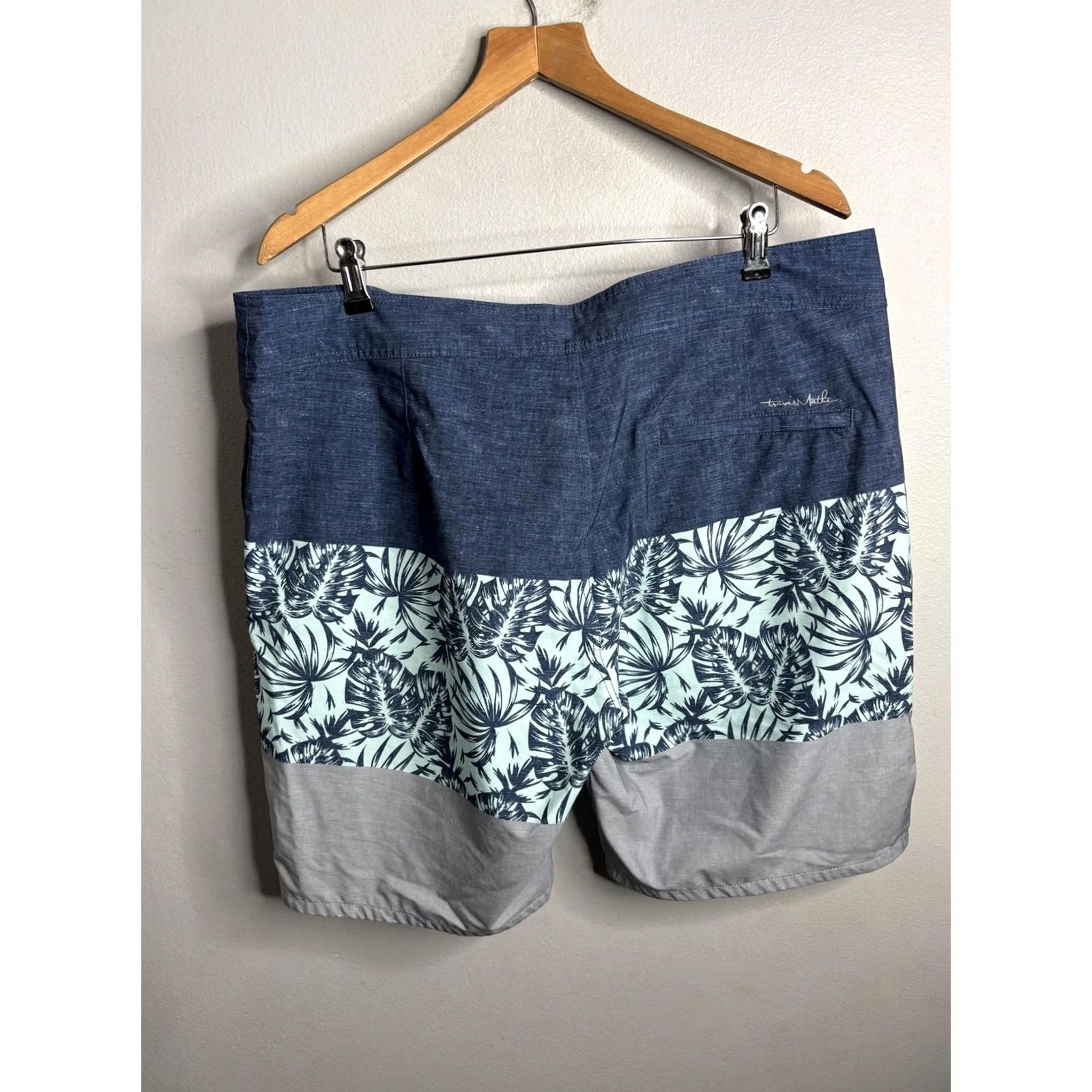 TravisMathew TravisMathew Board Shorts Mens 38 Blue Gray Mint Palm Print Colorblock Trunks Size US 38 / EU 54 - 4 Thumbnail