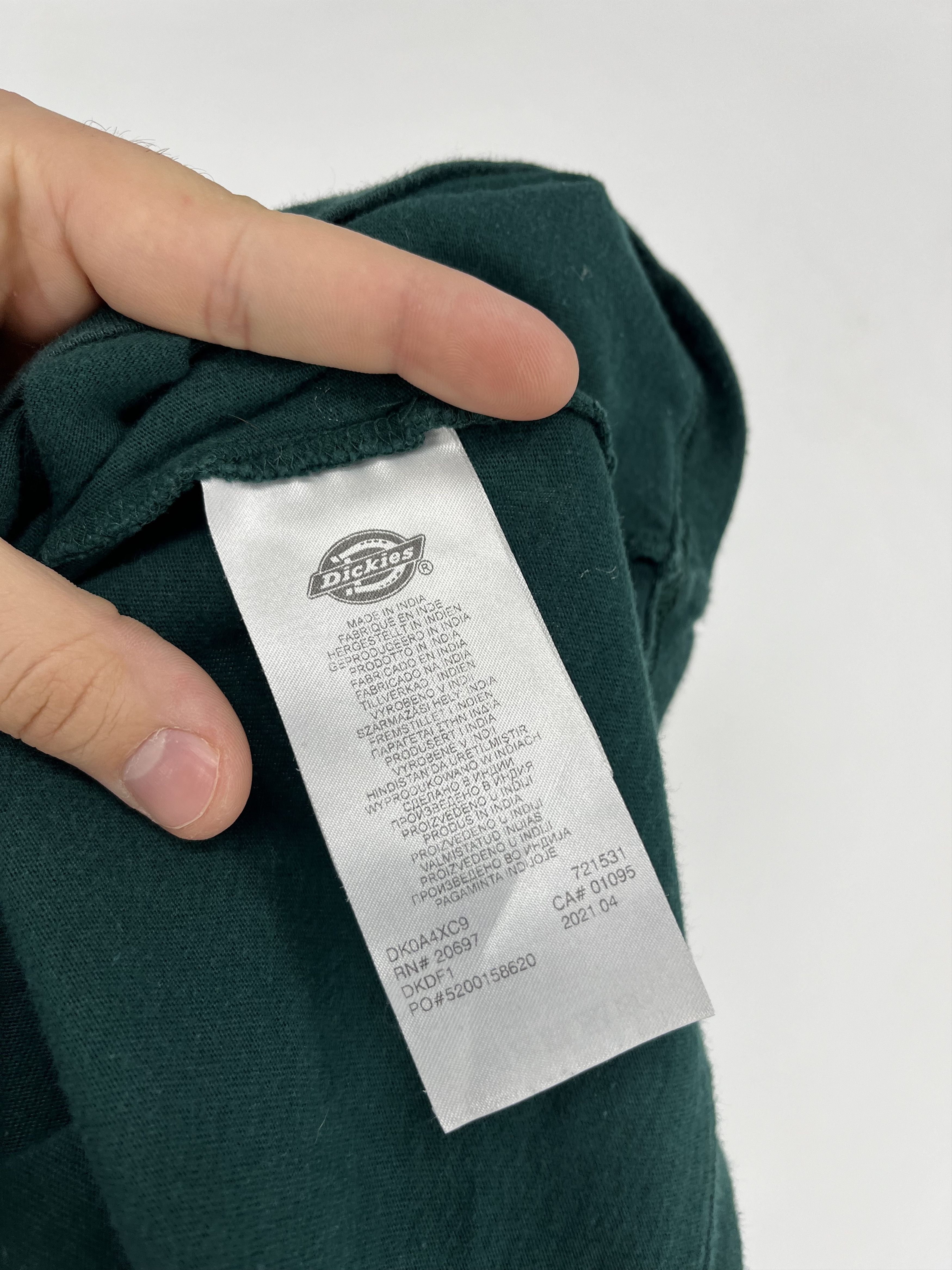 Other Vintage Dickies Green Tee T-Shirt Classic Big Logo Size M Size US M / EU 48-50 / 2 - 12 Thumbnail
