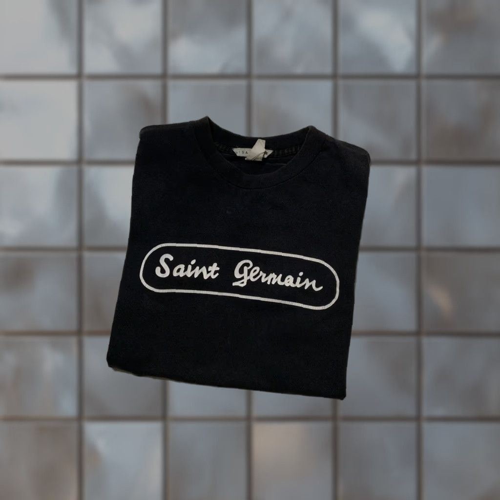Vintage VINTAGE 90s Lisa Deane Saint Germain Black Faded Graphic S/S Crew T-Shirt Sz. L Men Shirt Size US L / EU 52-54 / 3 - 1 Thumbnail